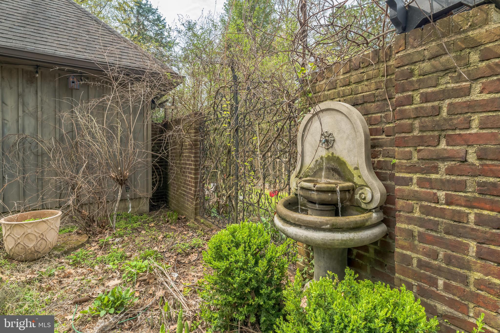 HAVERFORD VIL - Residential