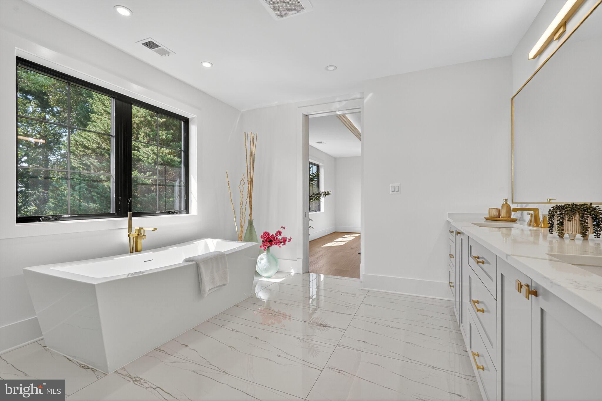 EL NIDO ESTATES - Residential