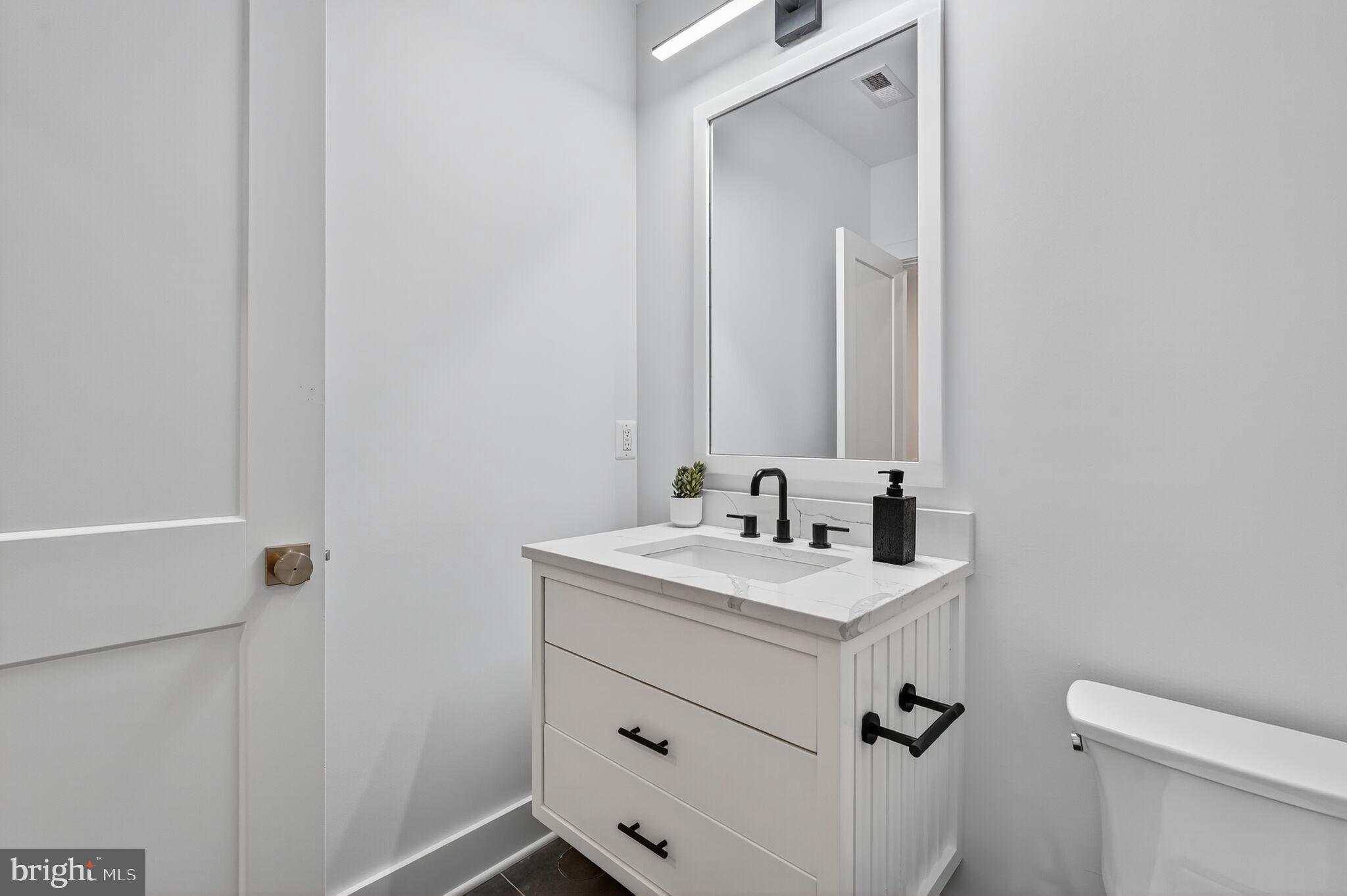 EL NIDO ESTATES - Residential