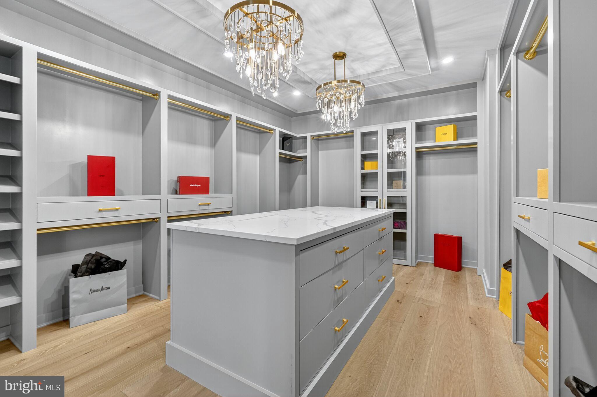 EL NIDO ESTATES - Residential