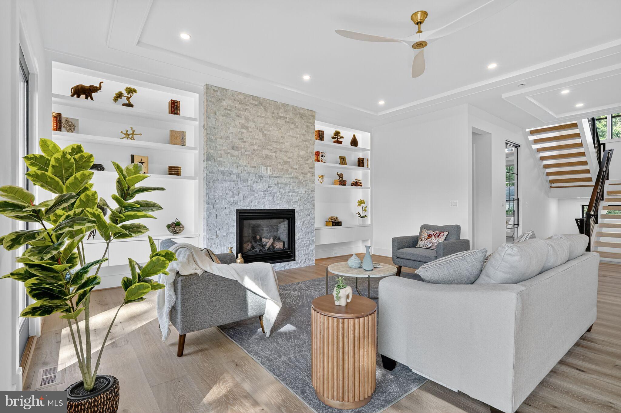 EL NIDO ESTATES - Residential