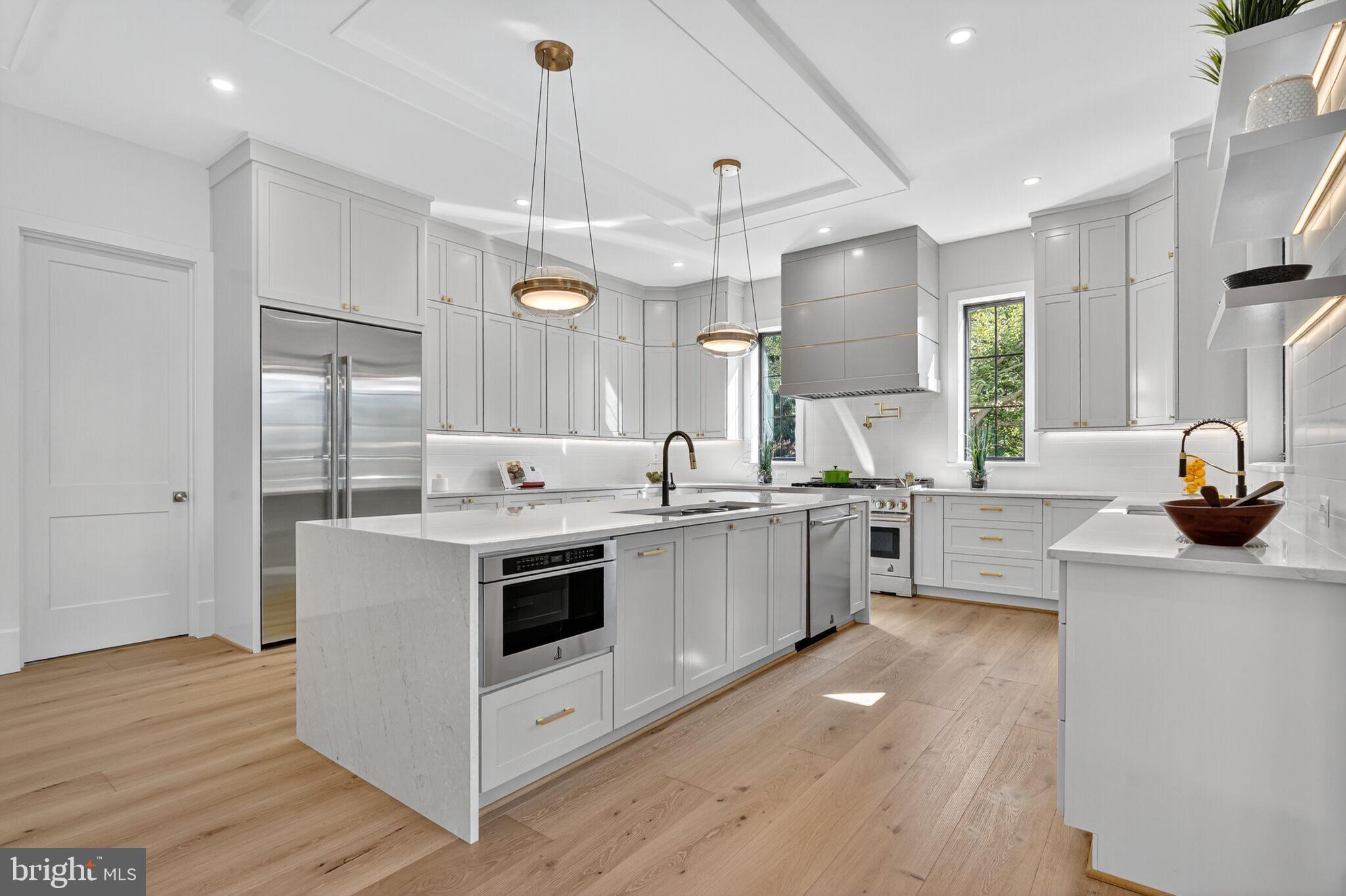 EL NIDO ESTATES - Residential