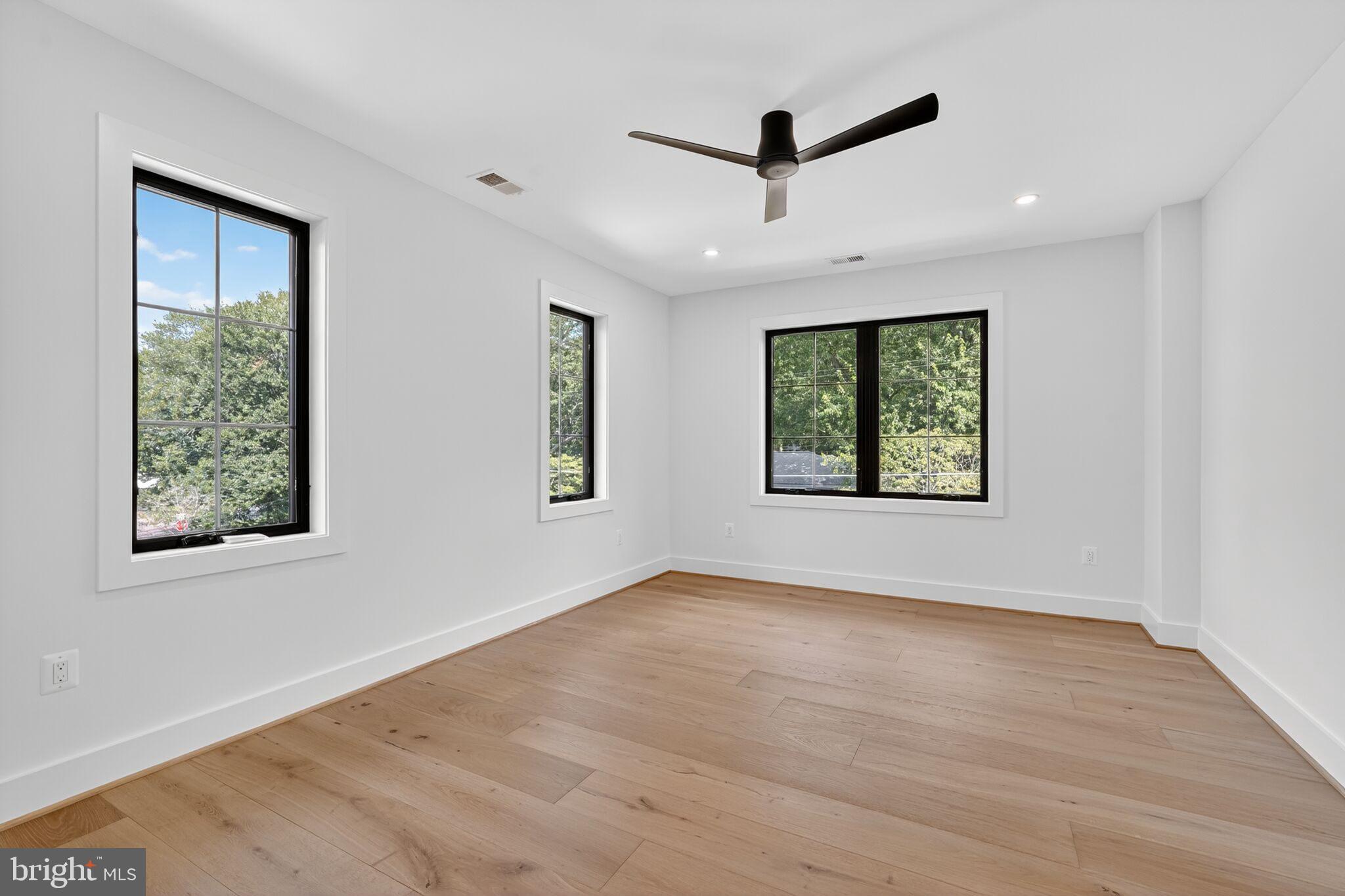 EL NIDO ESTATES - Residential