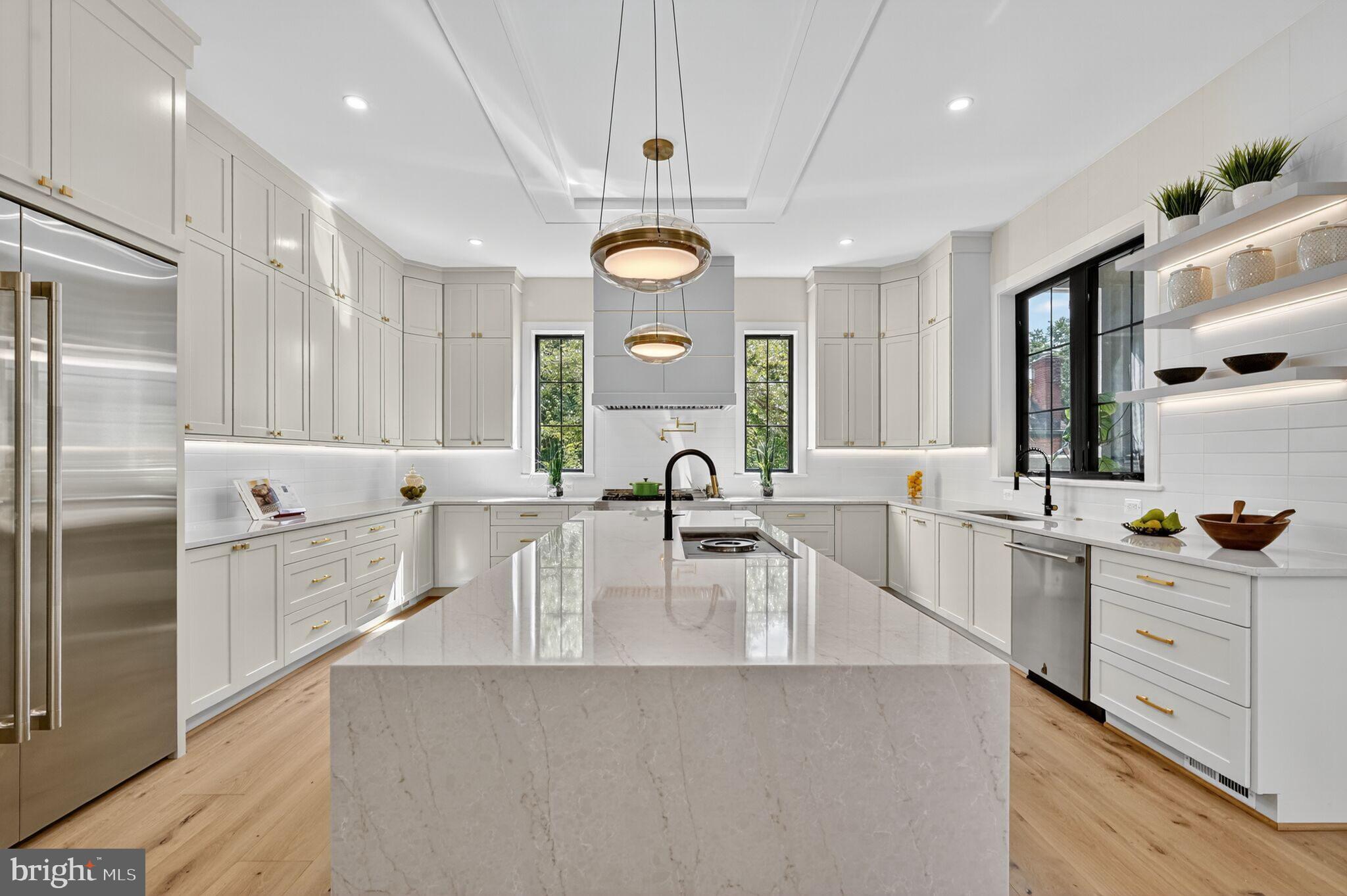 EL NIDO ESTATES - Residential