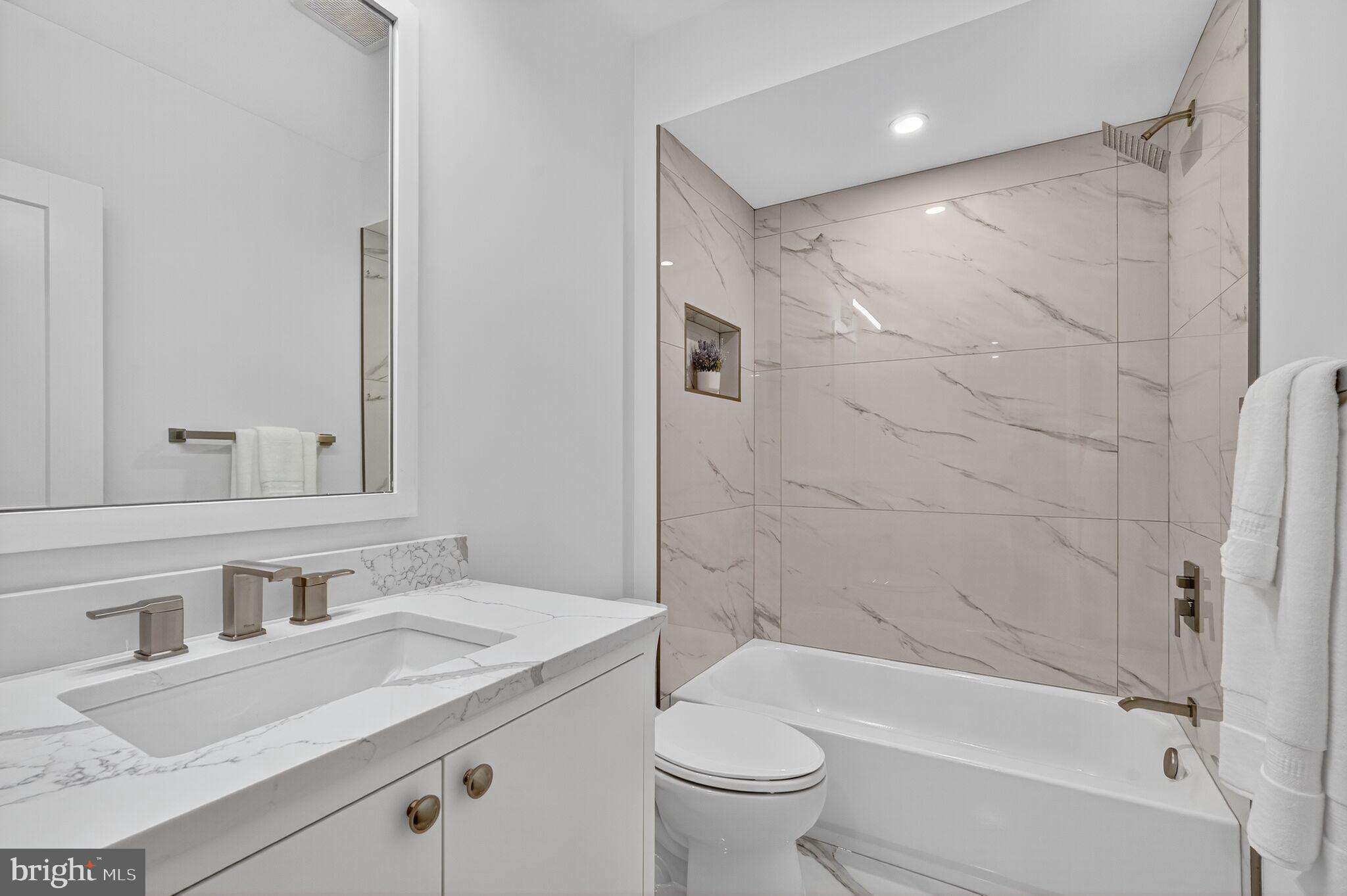 EL NIDO ESTATES - Residential