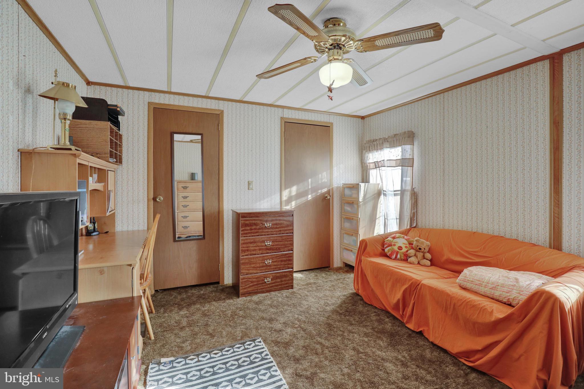 PALM CITY PARK - Residential