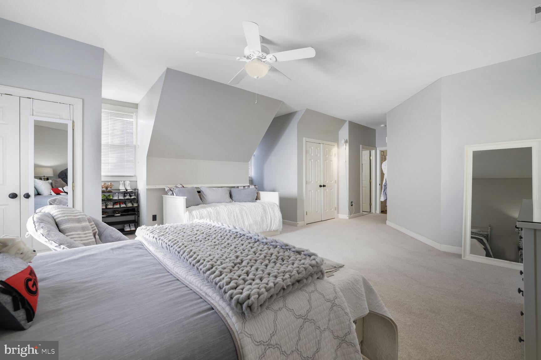 LAKELANDS - Residential