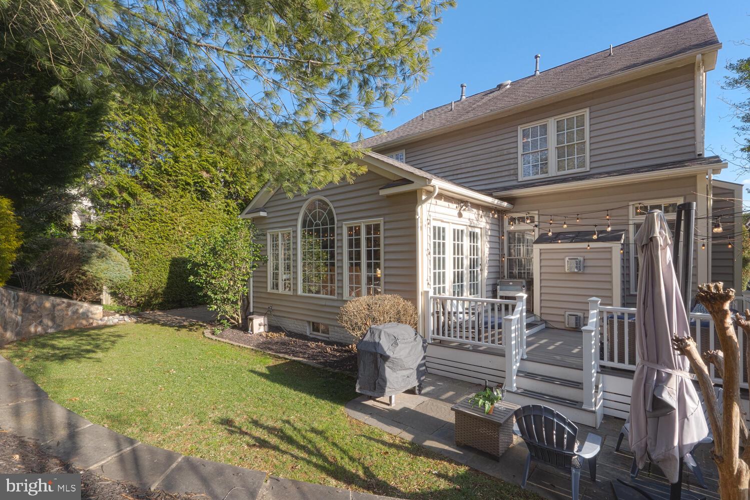 LAKELANDS - Residential