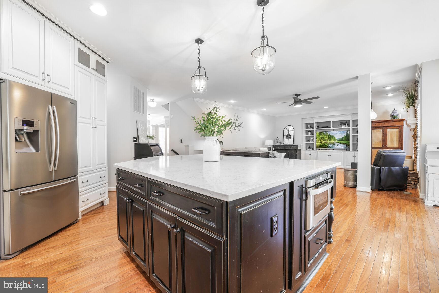 LAKELANDS - Residential