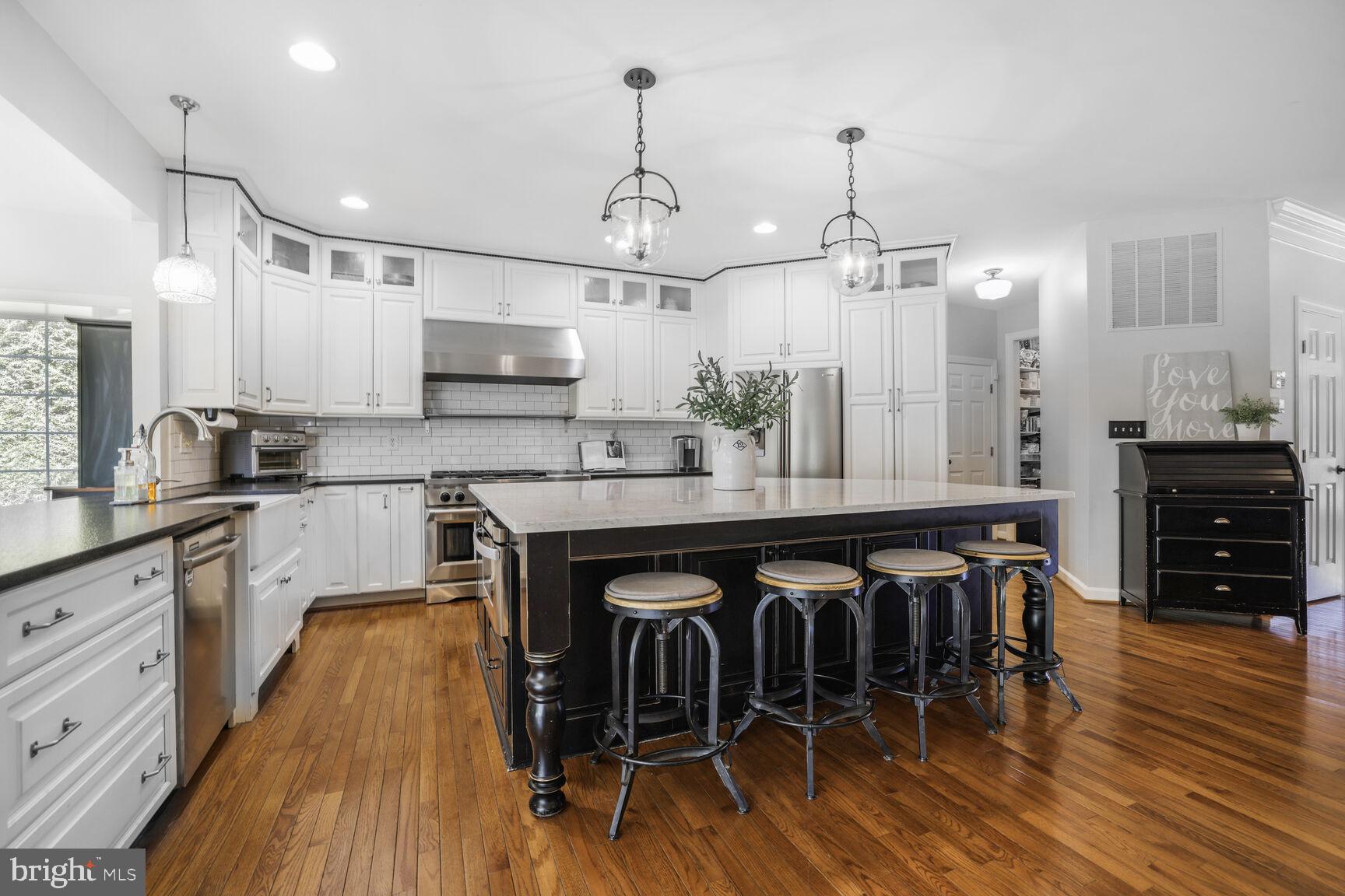 LAKELANDS - Residential