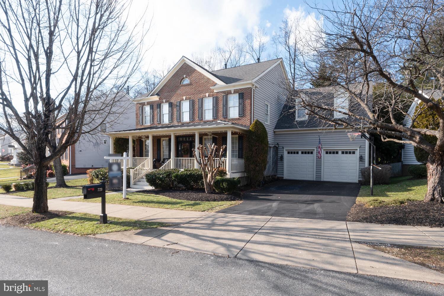 LAKELANDS - Residential