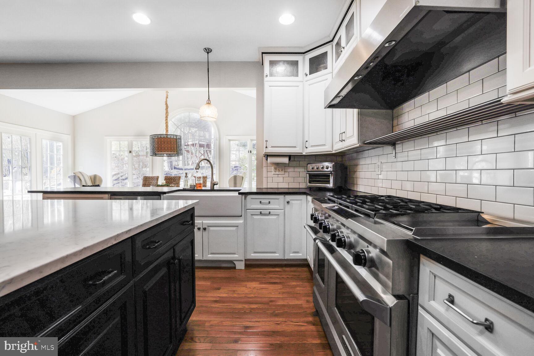 LAKELANDS - Residential