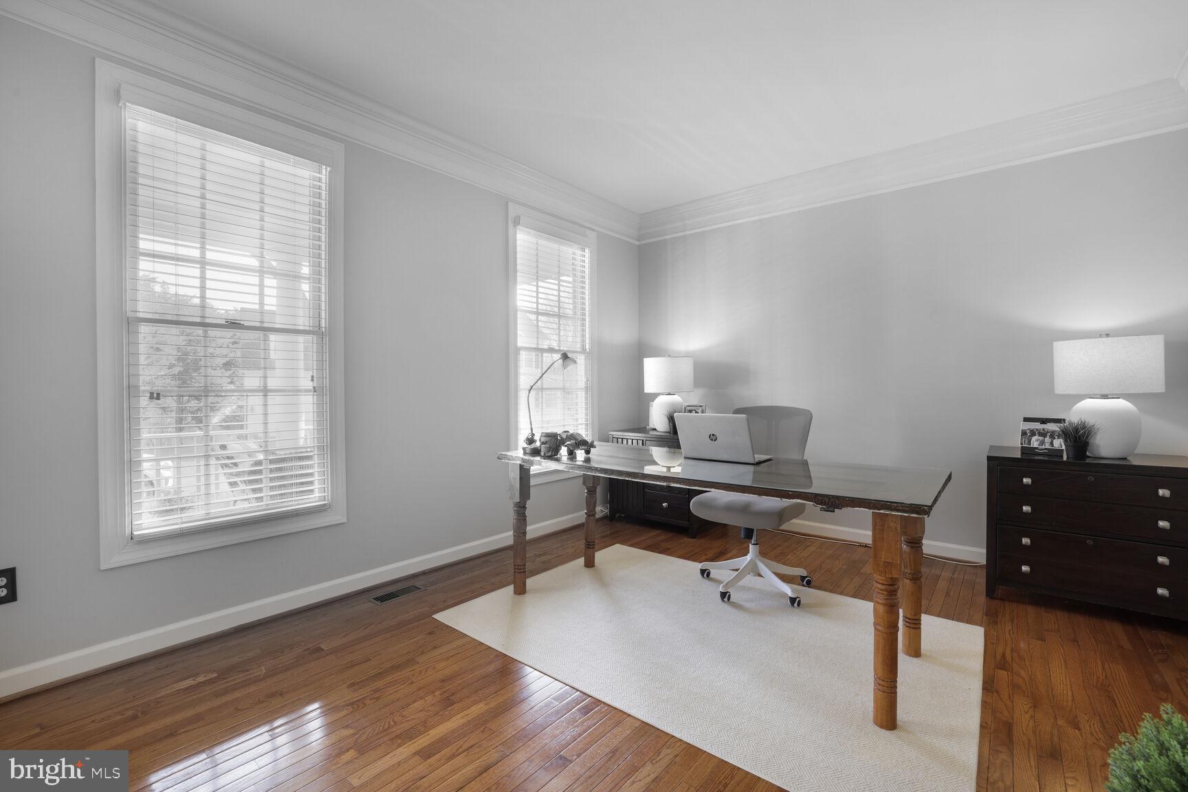 LAKELANDS - Residential