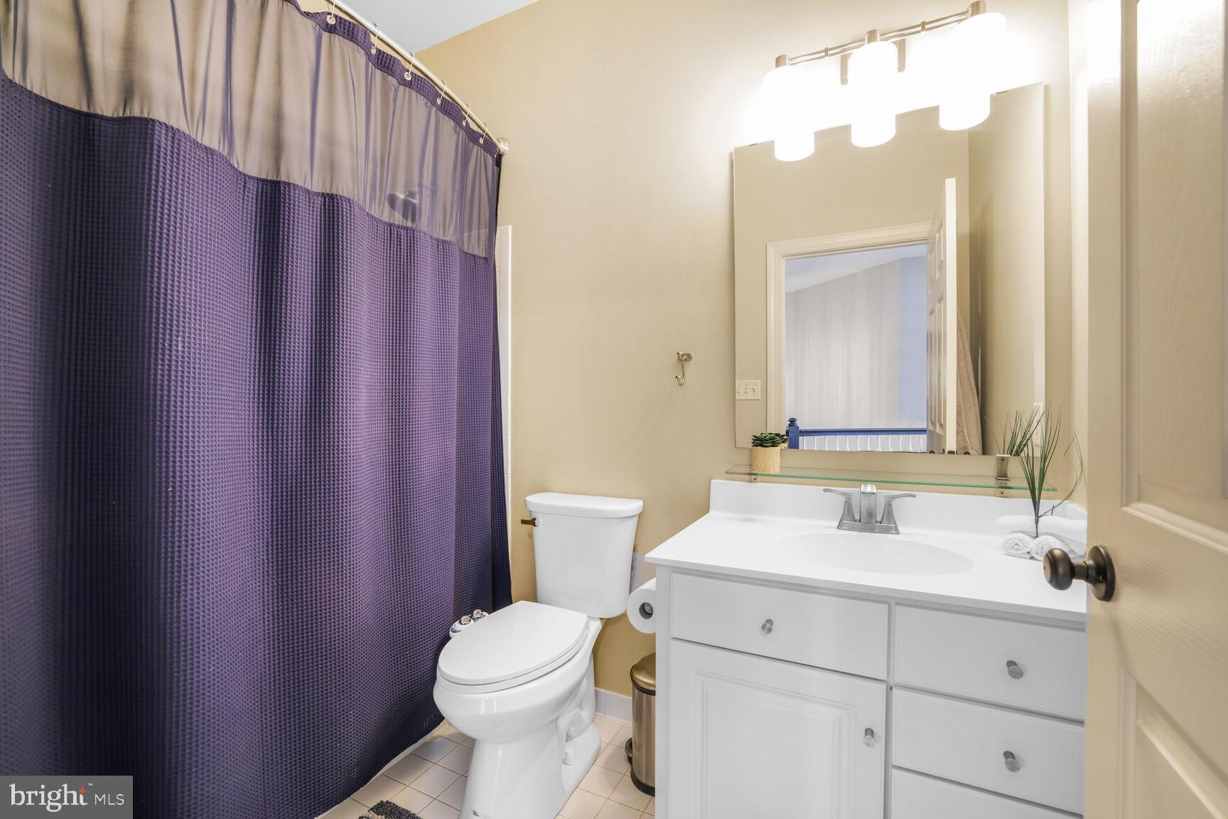 LAKELANDS - Residential