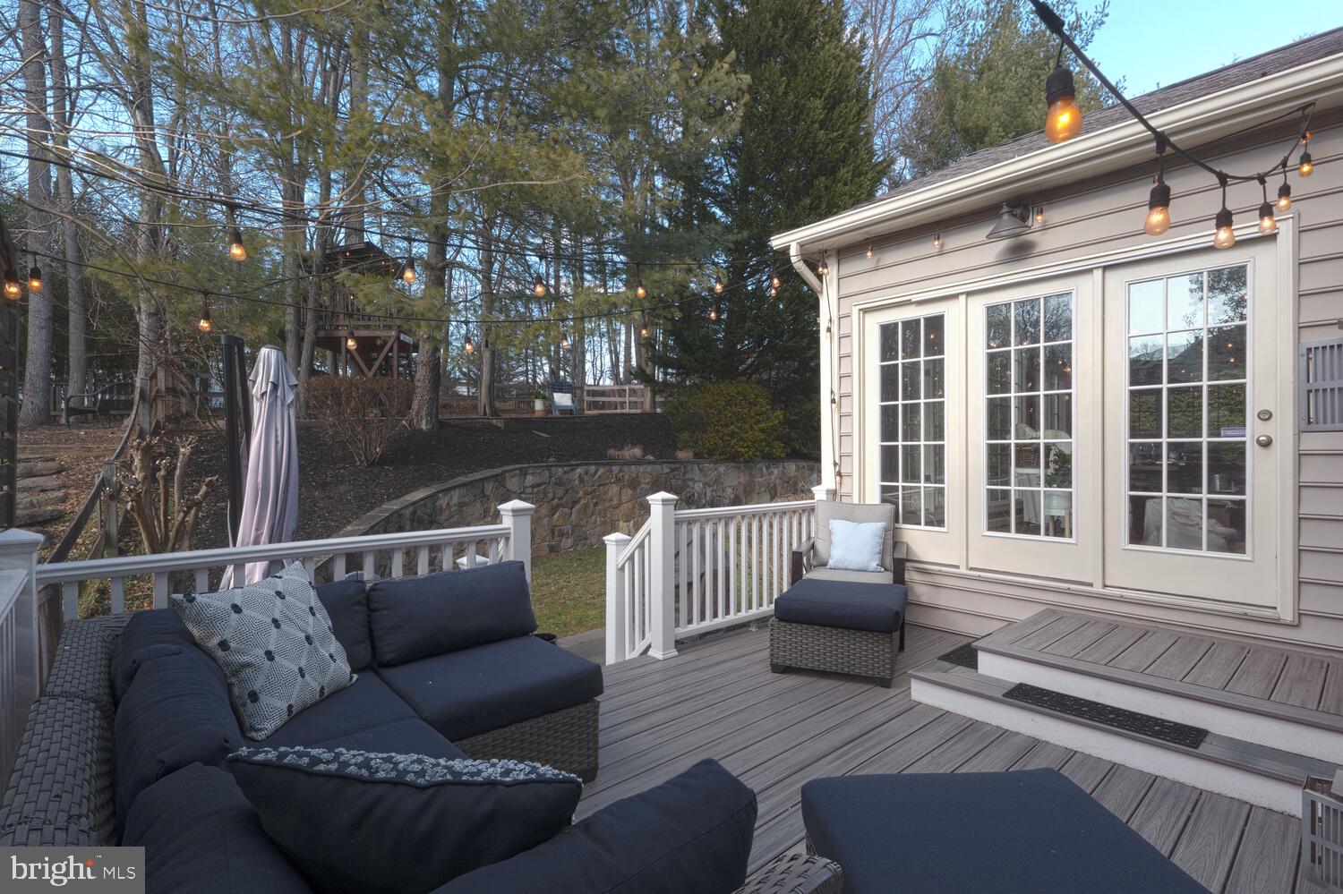 LAKELANDS - Residential