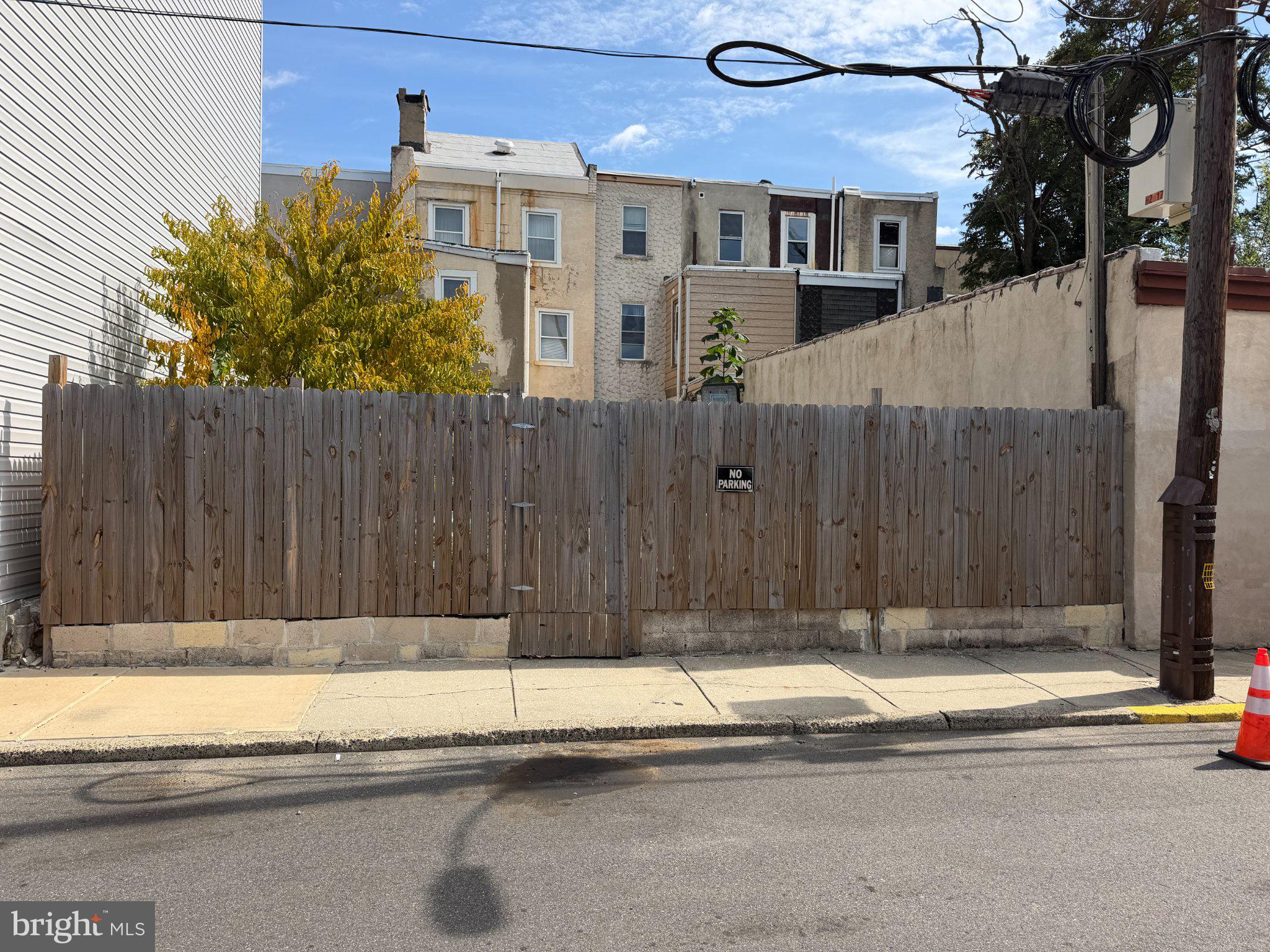 1516 N LAWRENCE & ORKNEY STREET 1517-1519