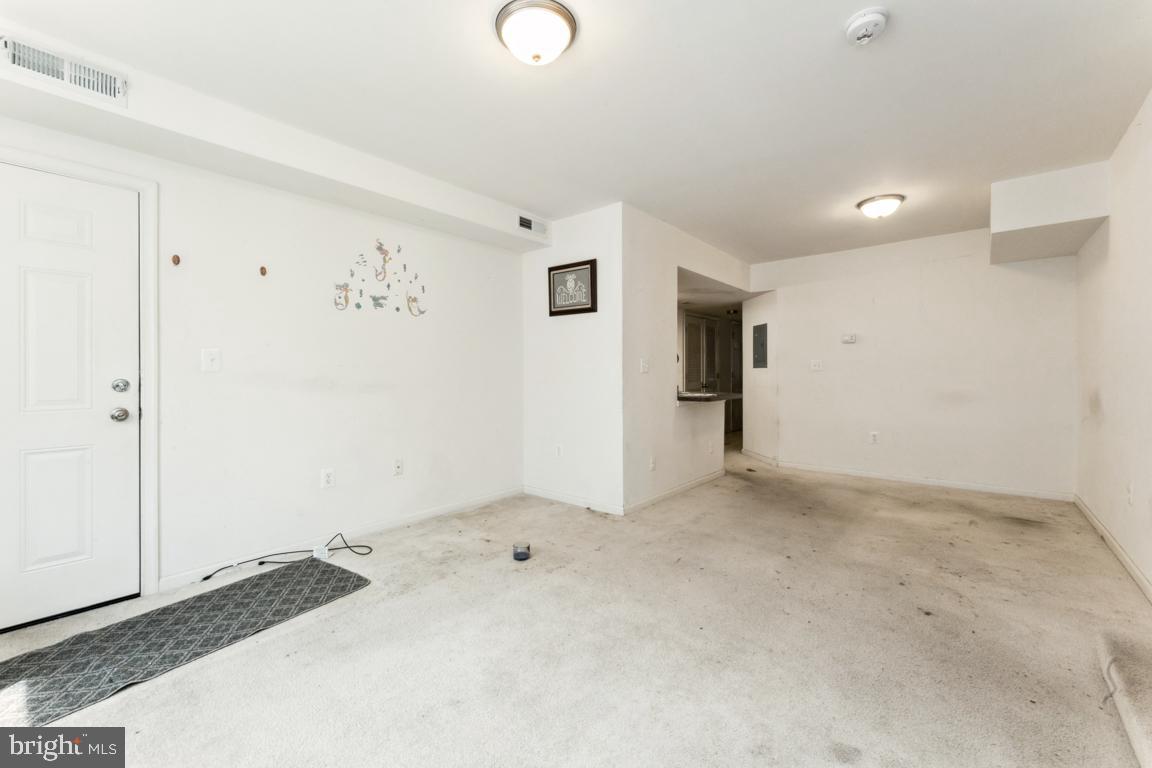 1712 W STREET SE 18