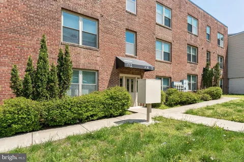 1712 W Street SE Unit 18, Washington, DC MLS: DCDC2193548