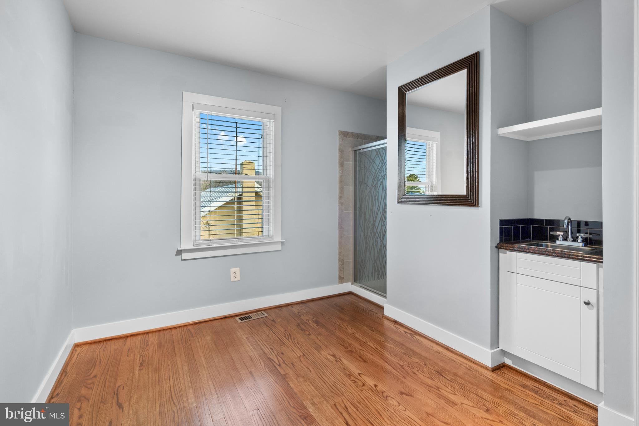 HARPERS FERRY - Residential