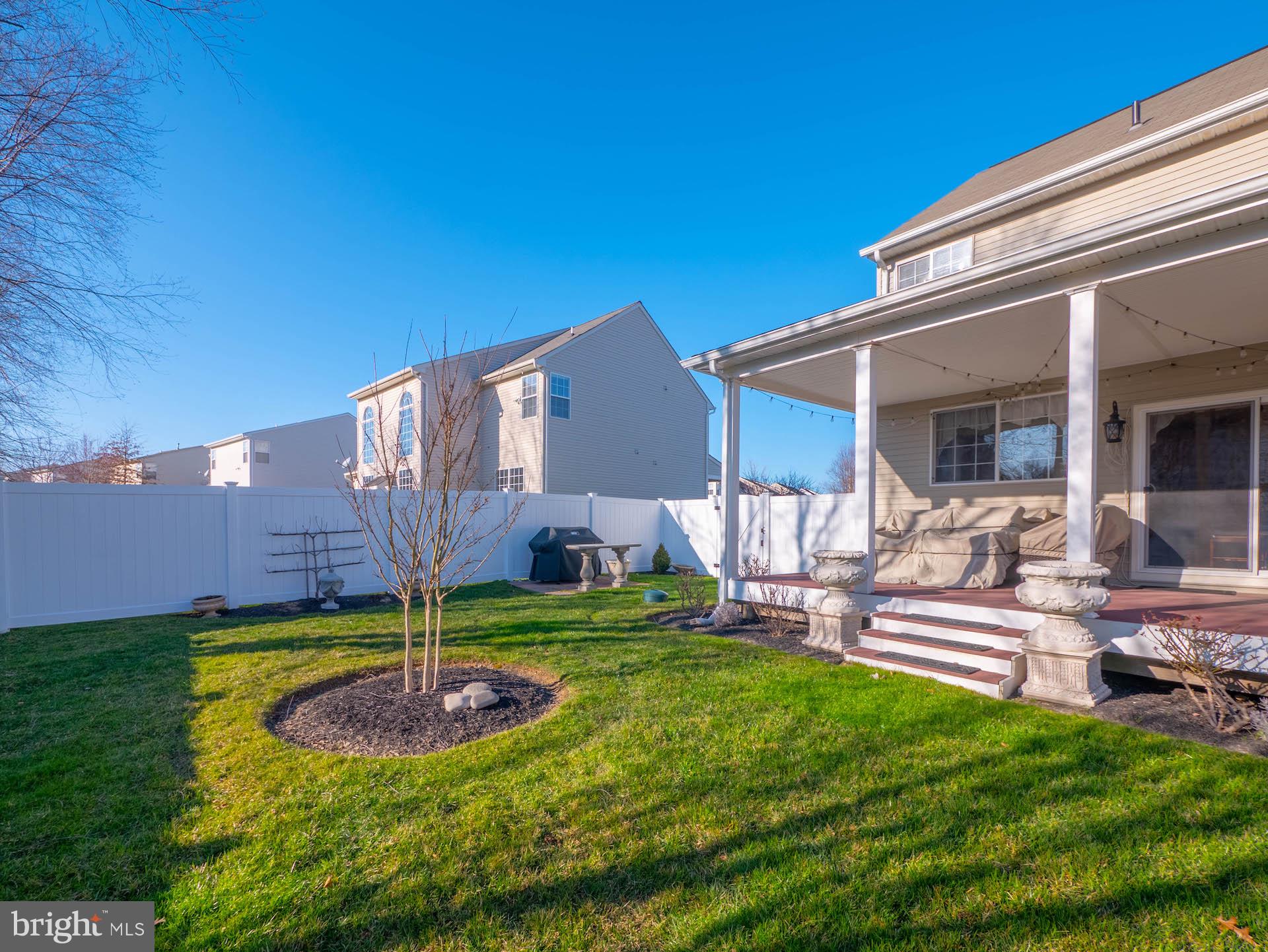 NORTH BROOK - Residential