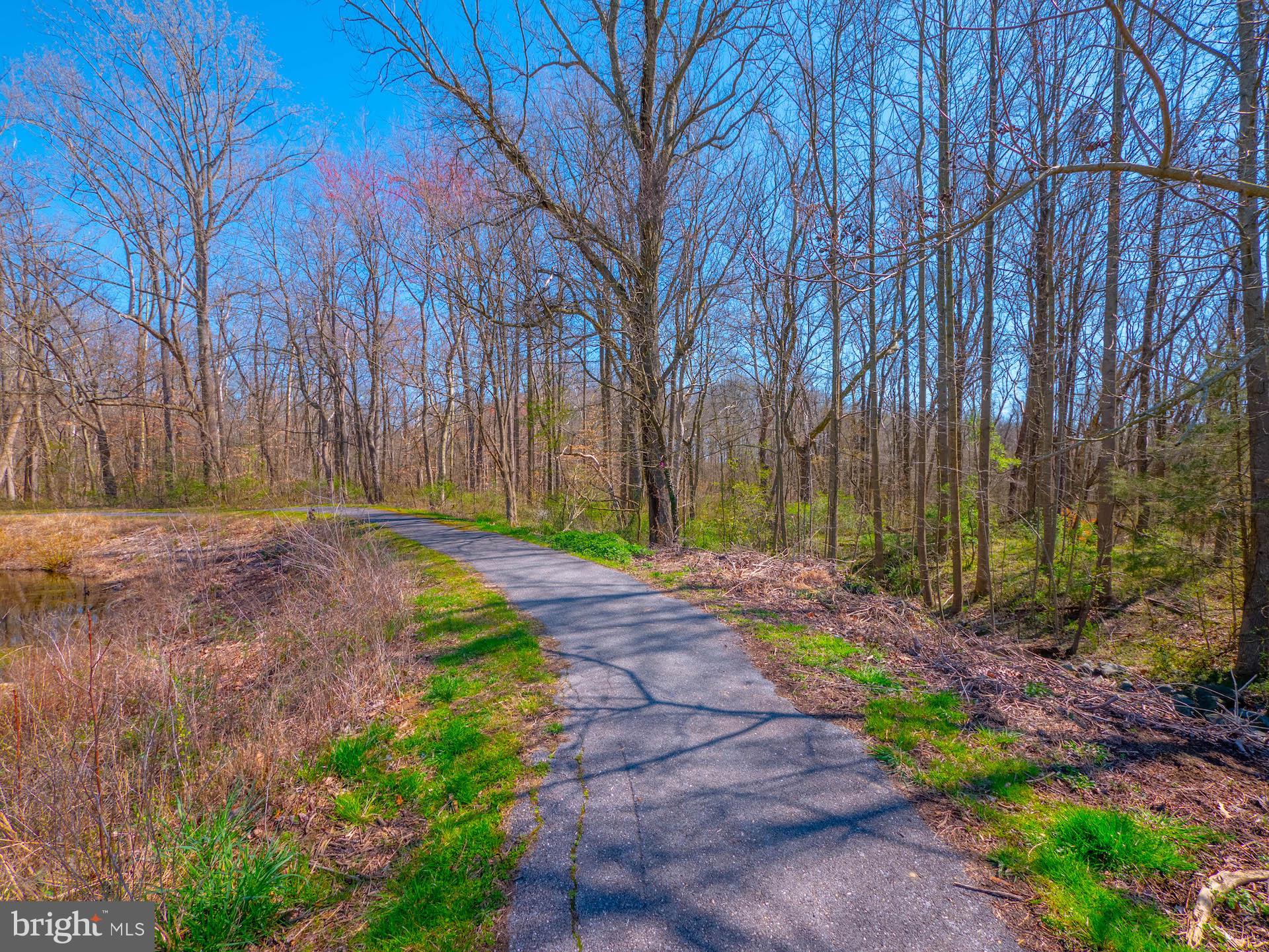 NORTH BROOK - Residential