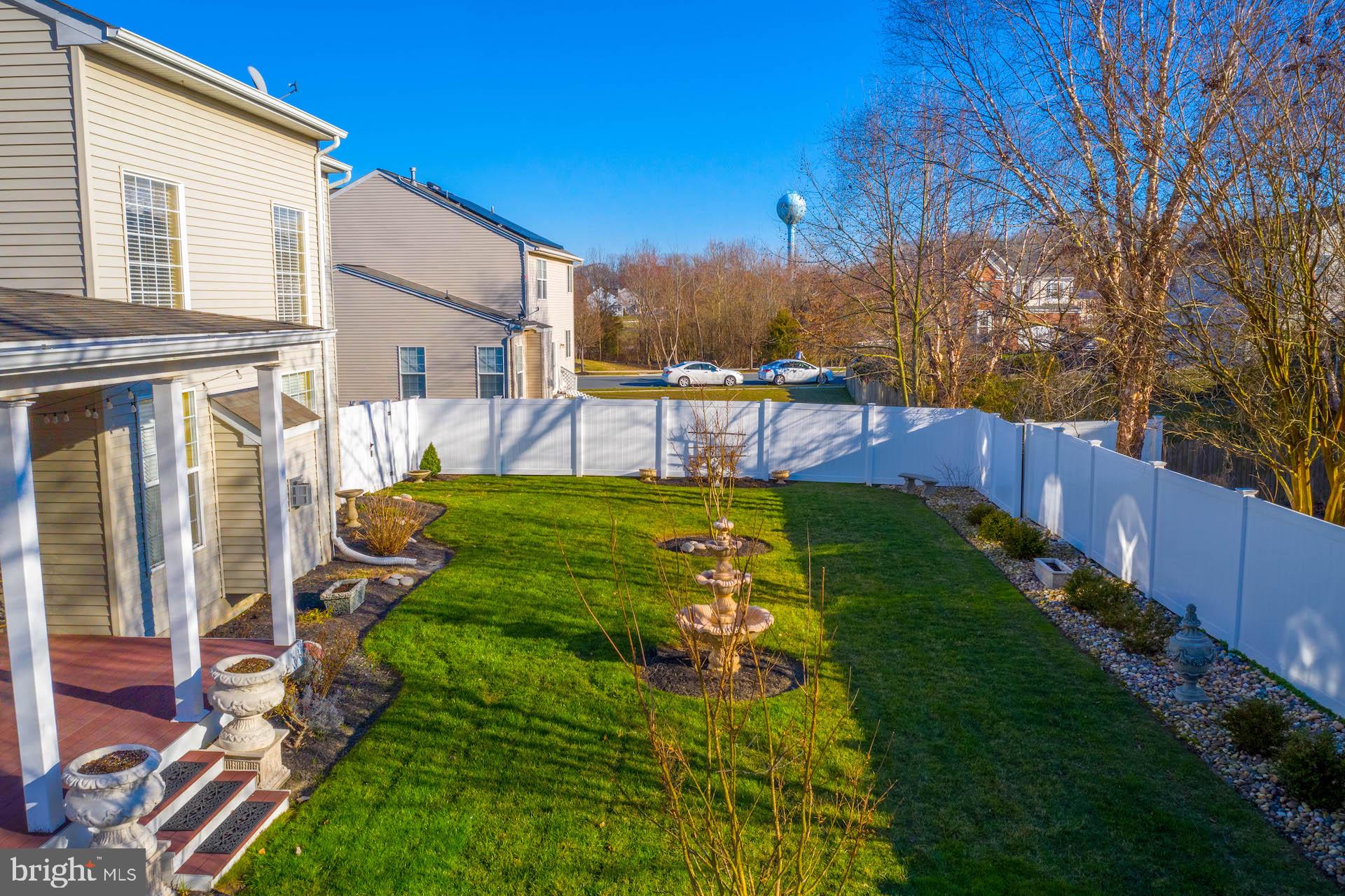 NORTH BROOK - Residential