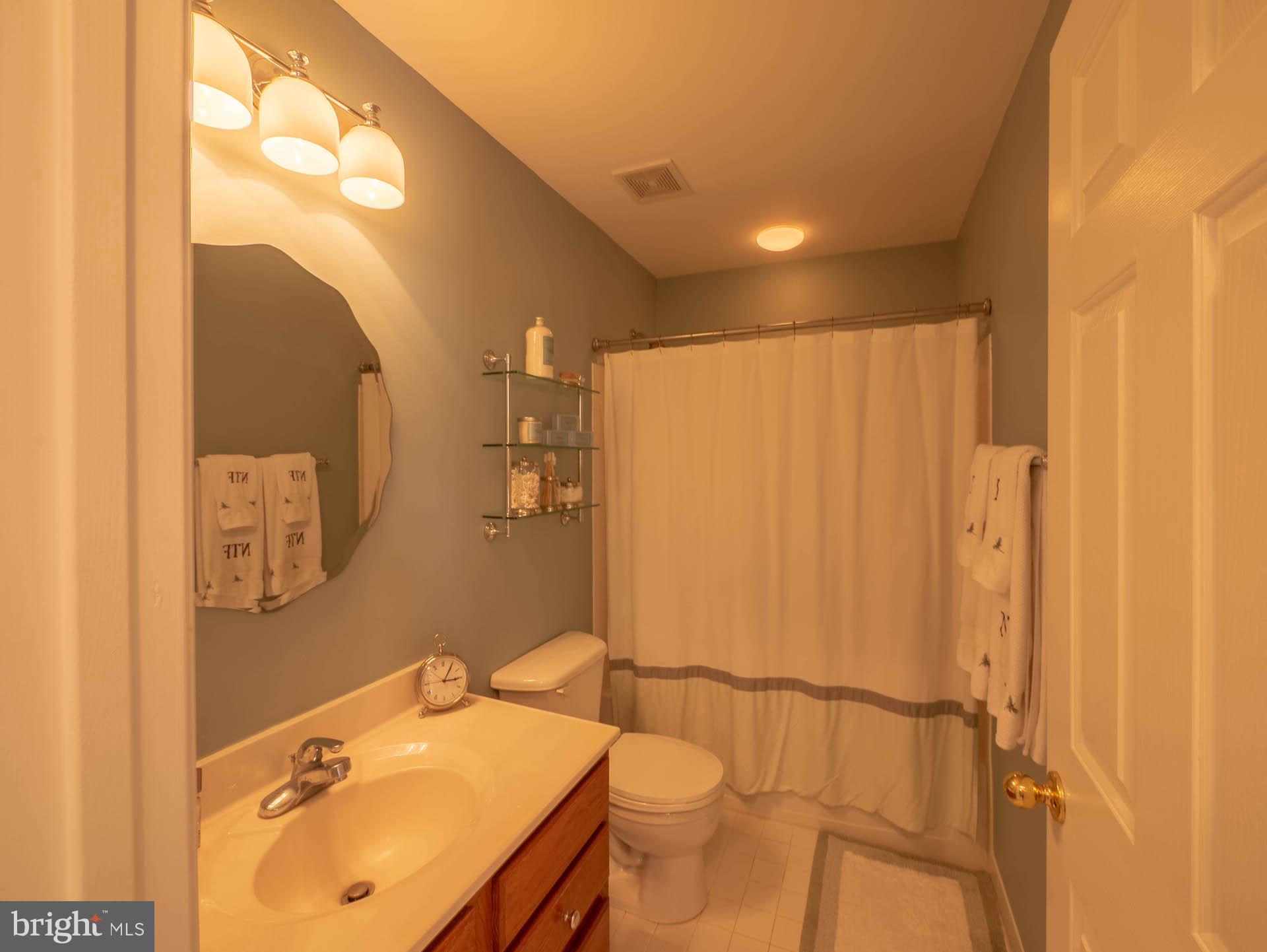 NORTH BROOK - Residential