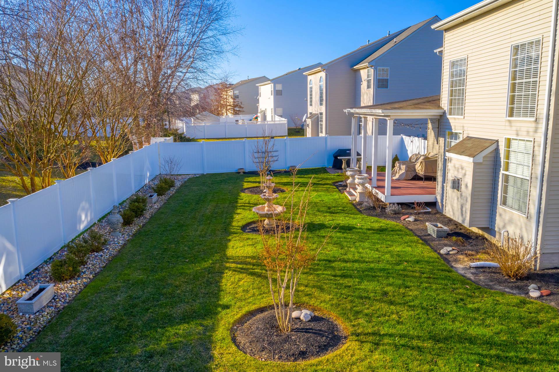 NORTH BROOK - Residential