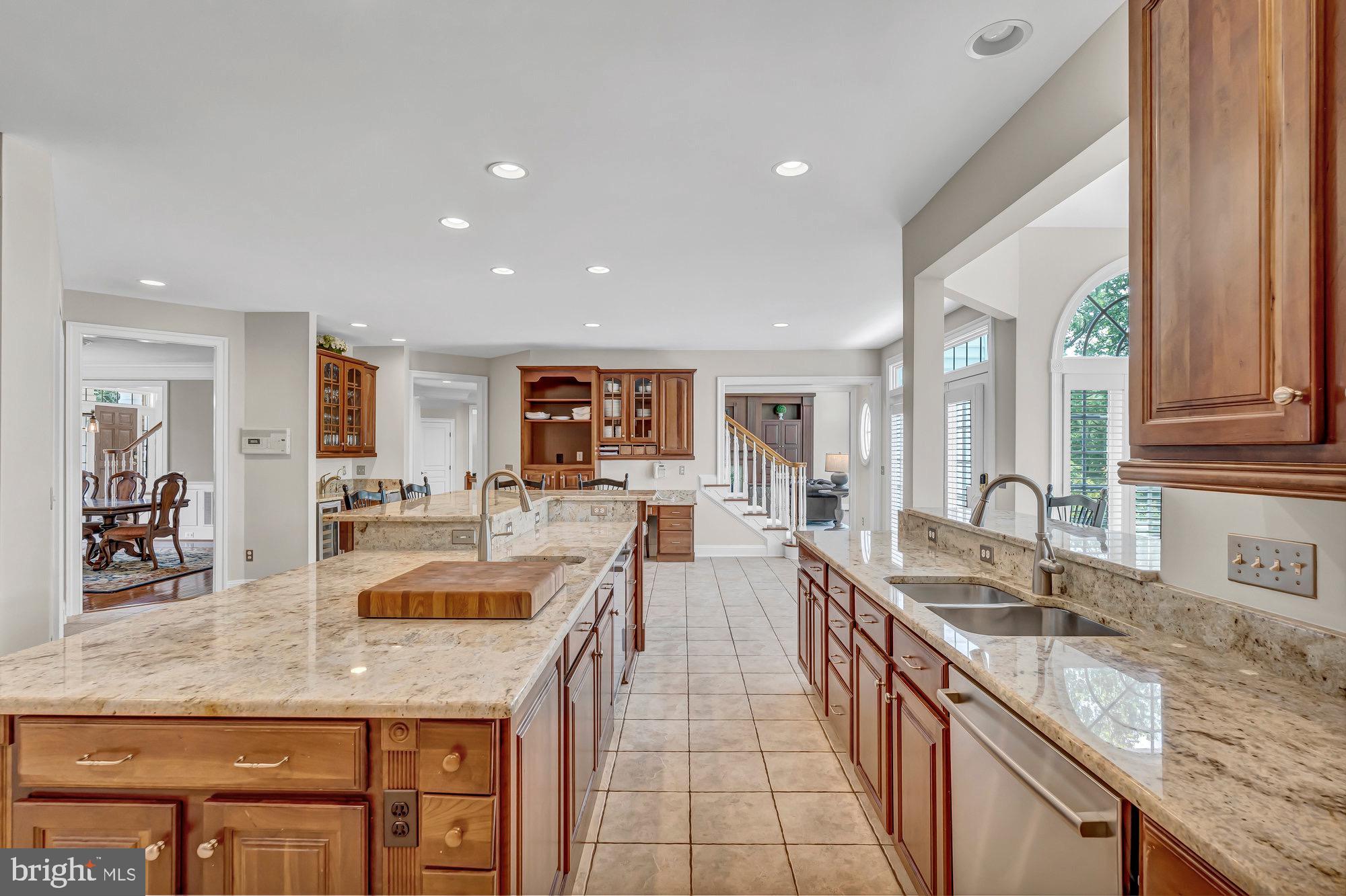 SQUIRES CREST - Residential