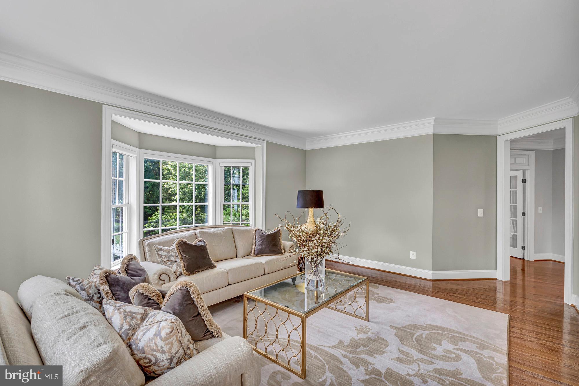 SQUIRES CREST - Residential