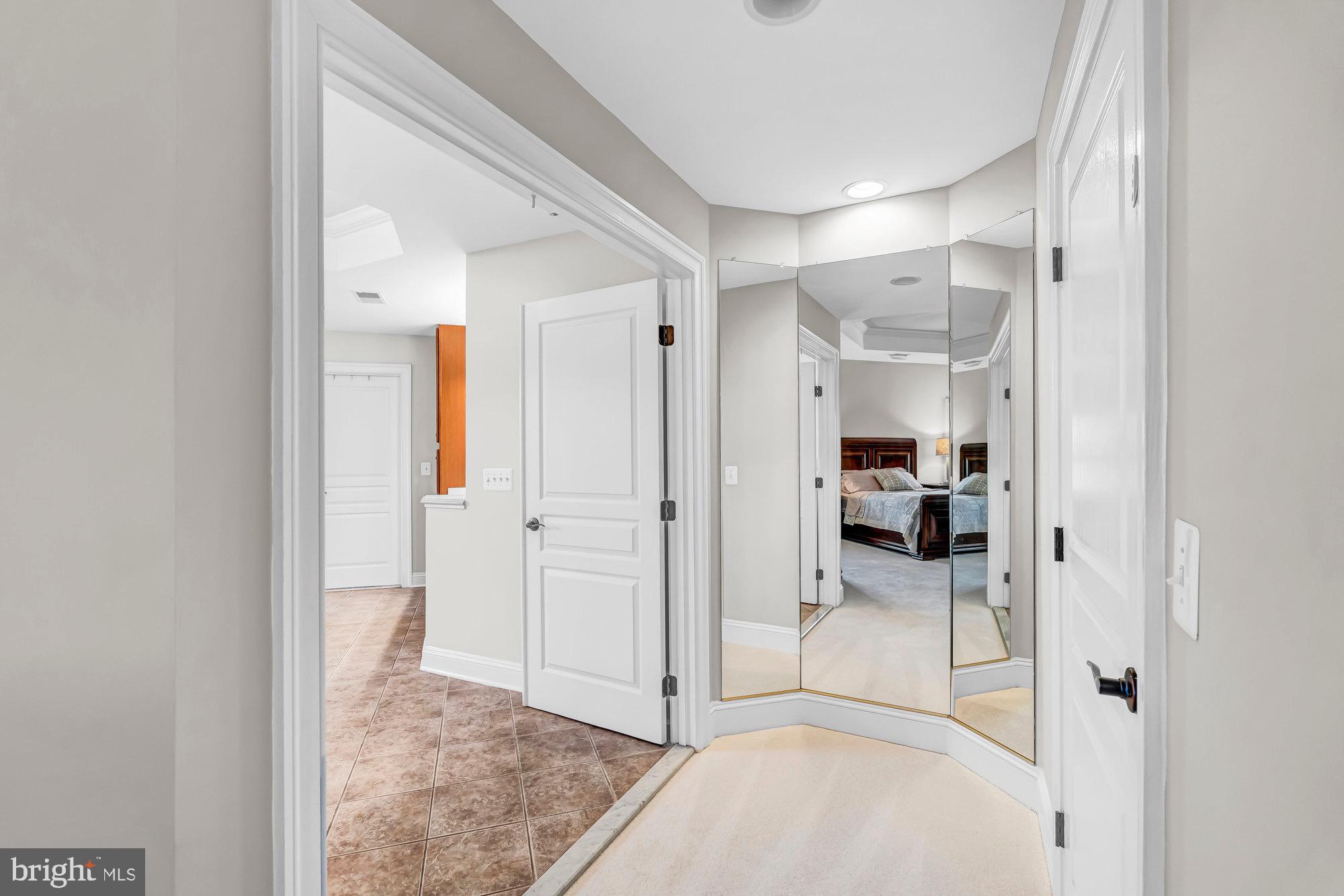 SQUIRES CREST - Residential