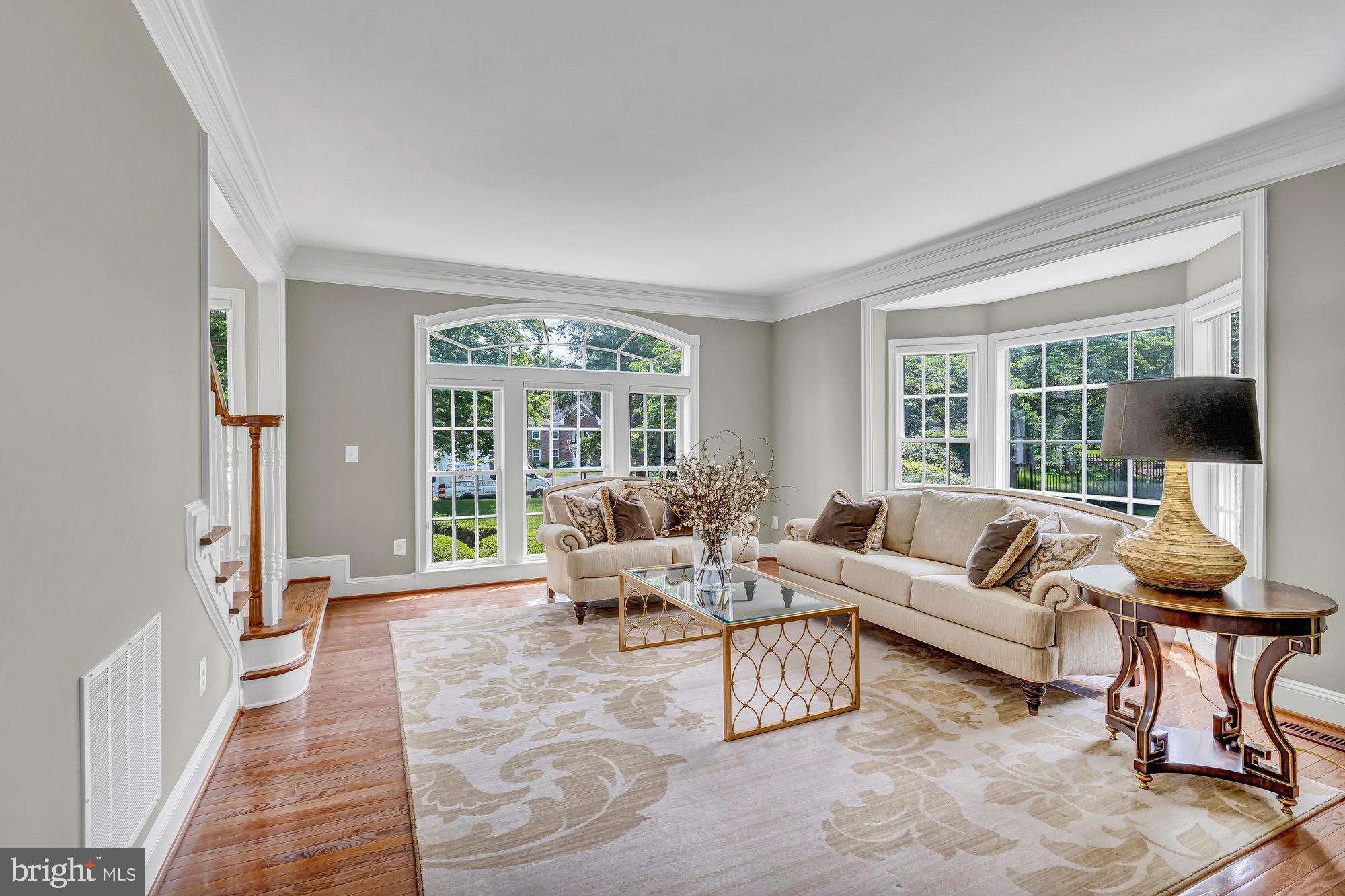 SQUIRES CREST - Residential