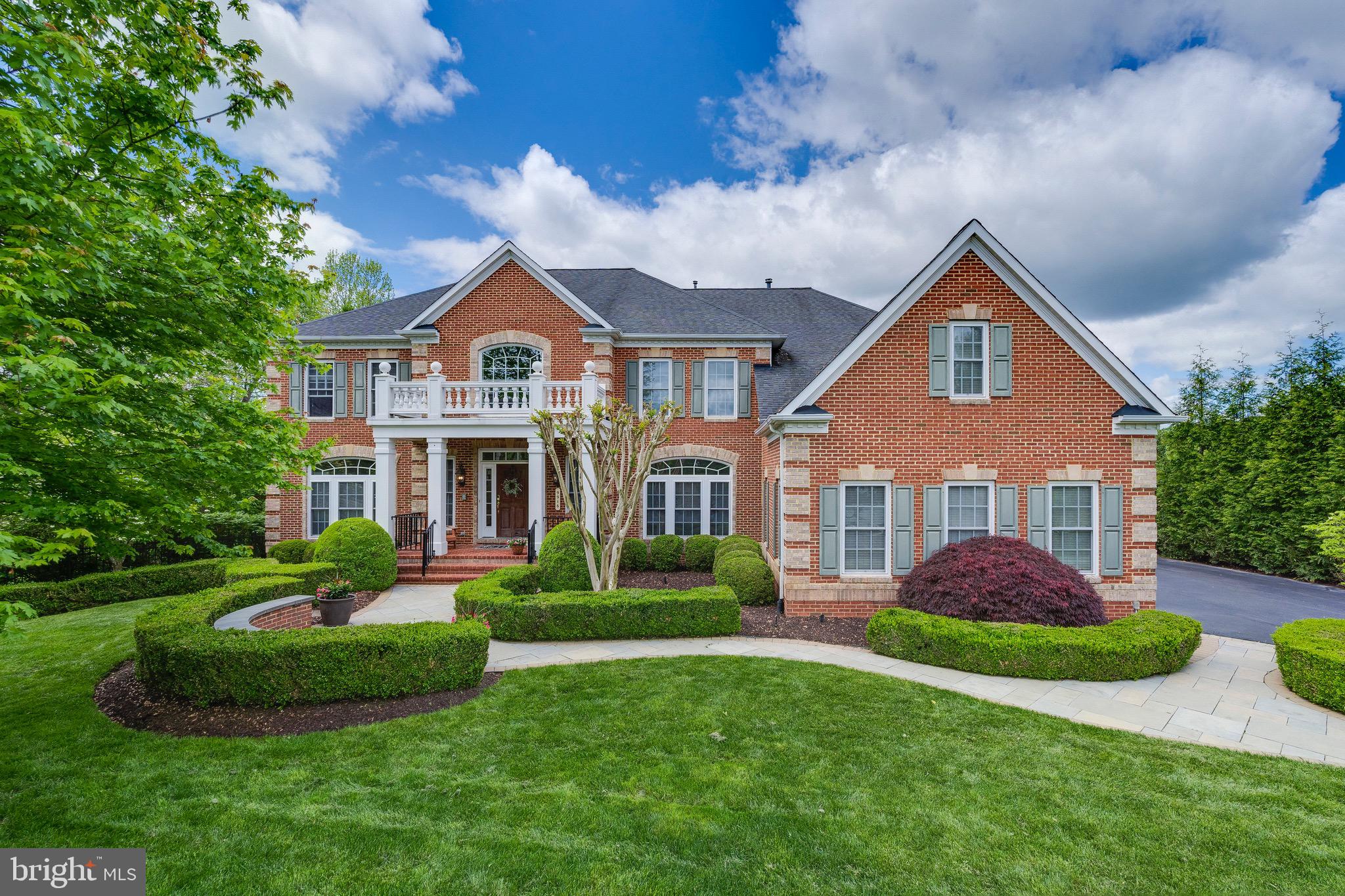 SQUIRES CREST - Residential