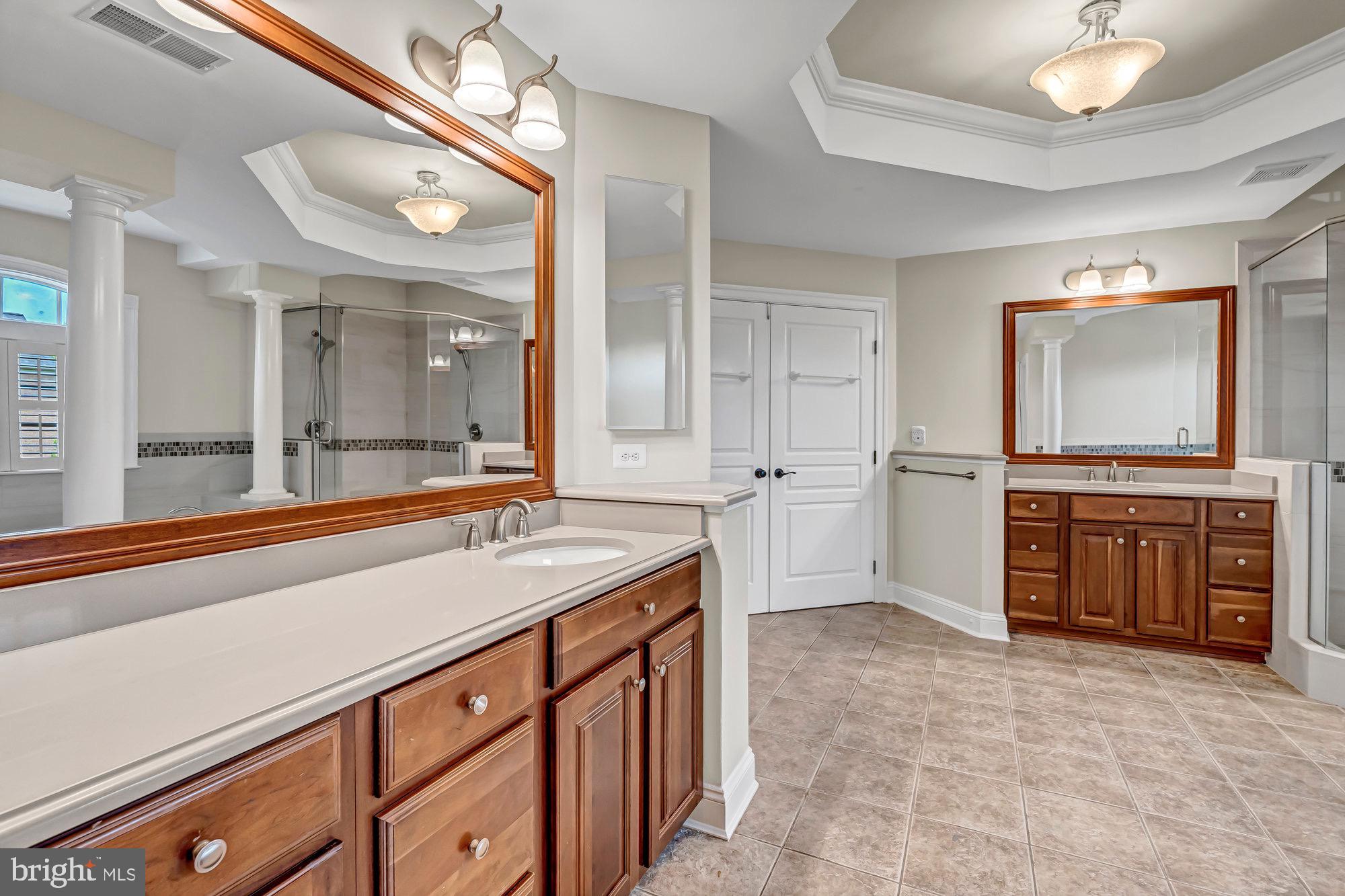 SQUIRES CREST - Residential