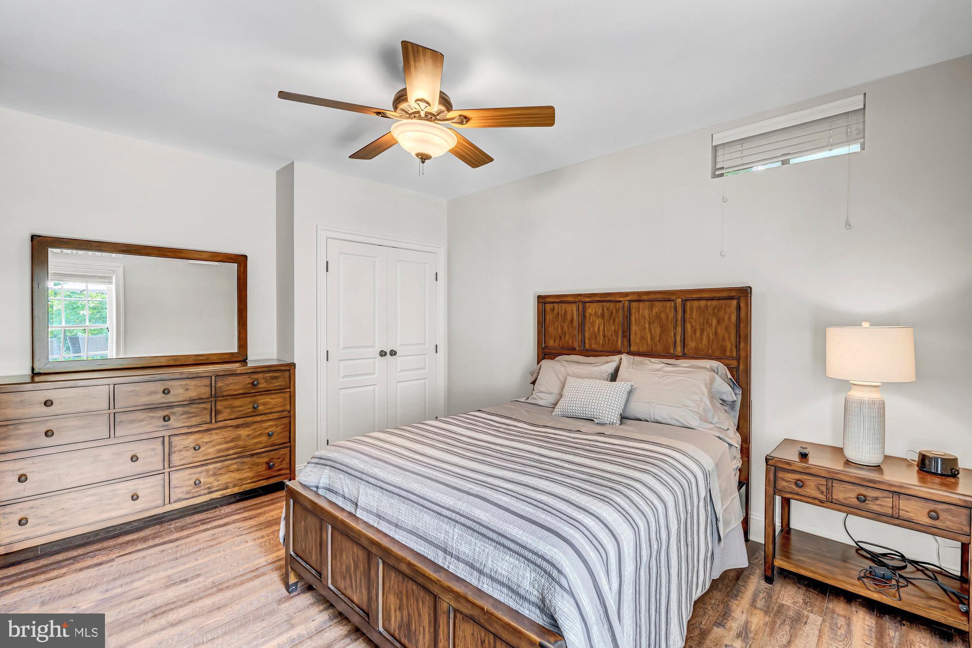 SQUIRES CREST - Residential