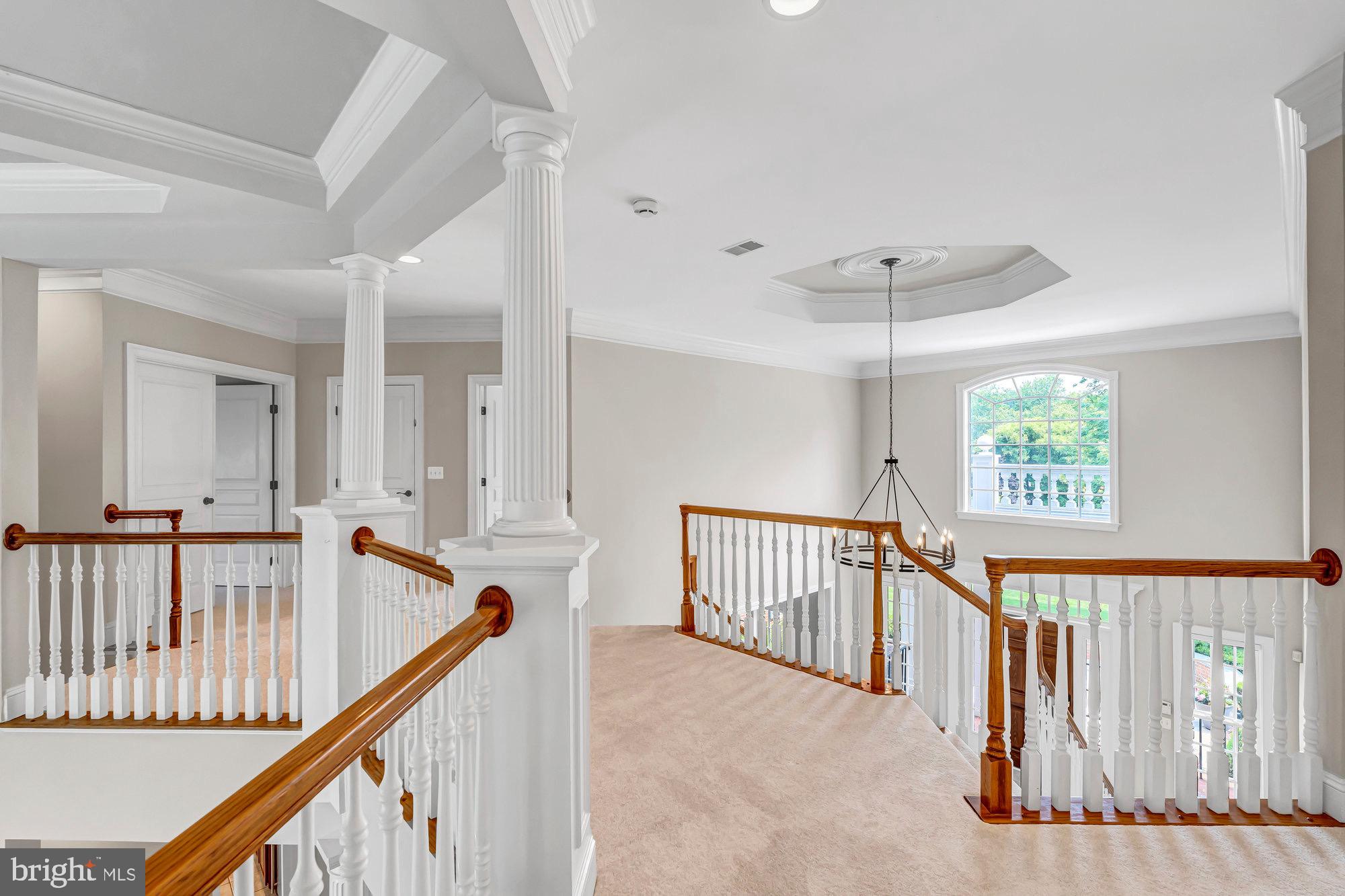 SQUIRES CREST - Residential