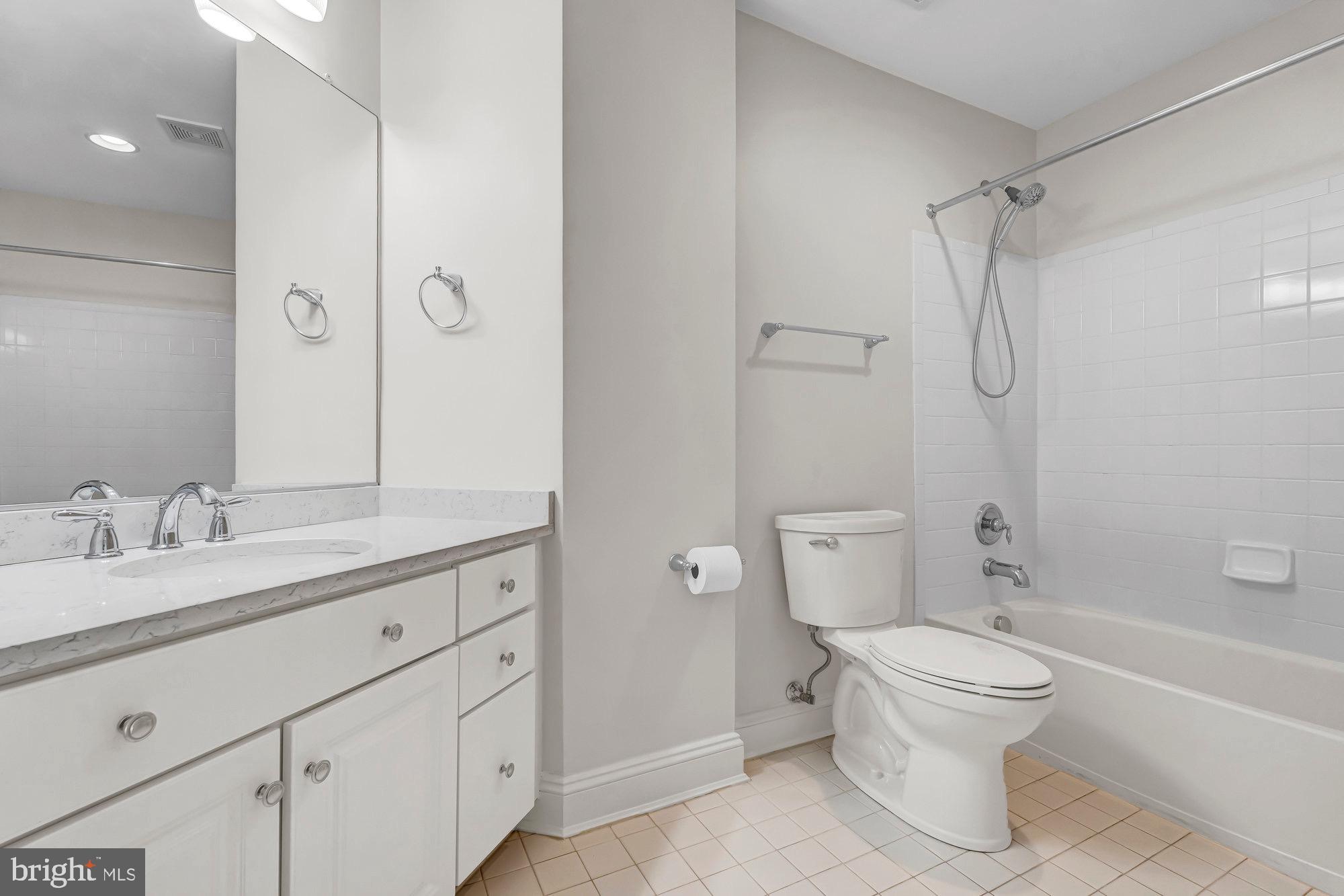 SQUIRES CREST - Residential