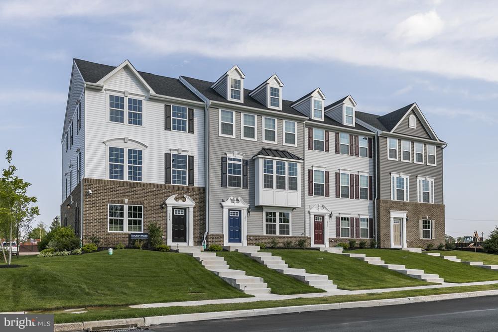 LINTON AT BALLENGER - Residential