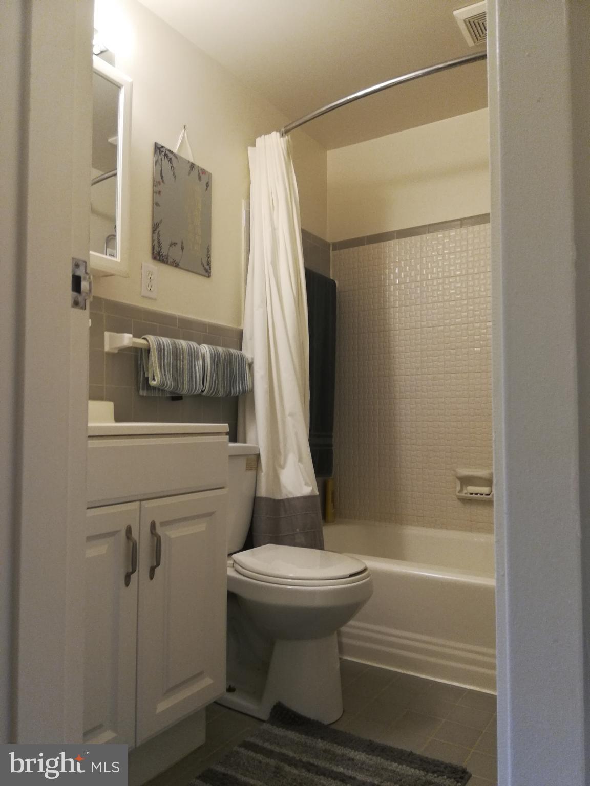 GROSVENOR PARK - Residential Lease