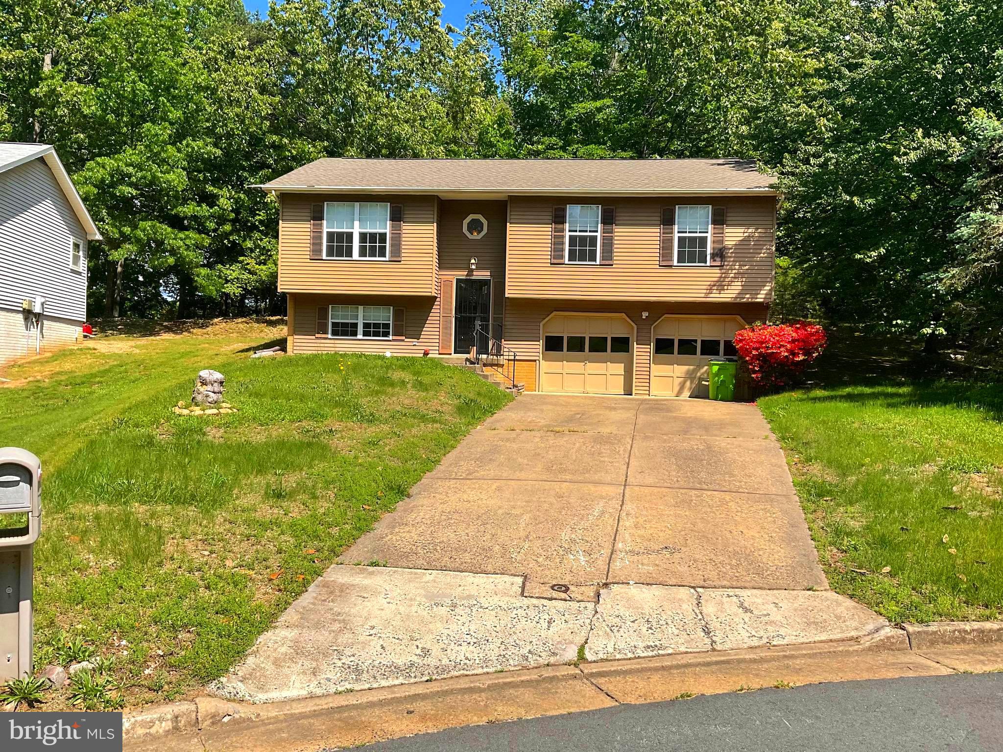 KNOLLS OF DUMFRIES - Residential