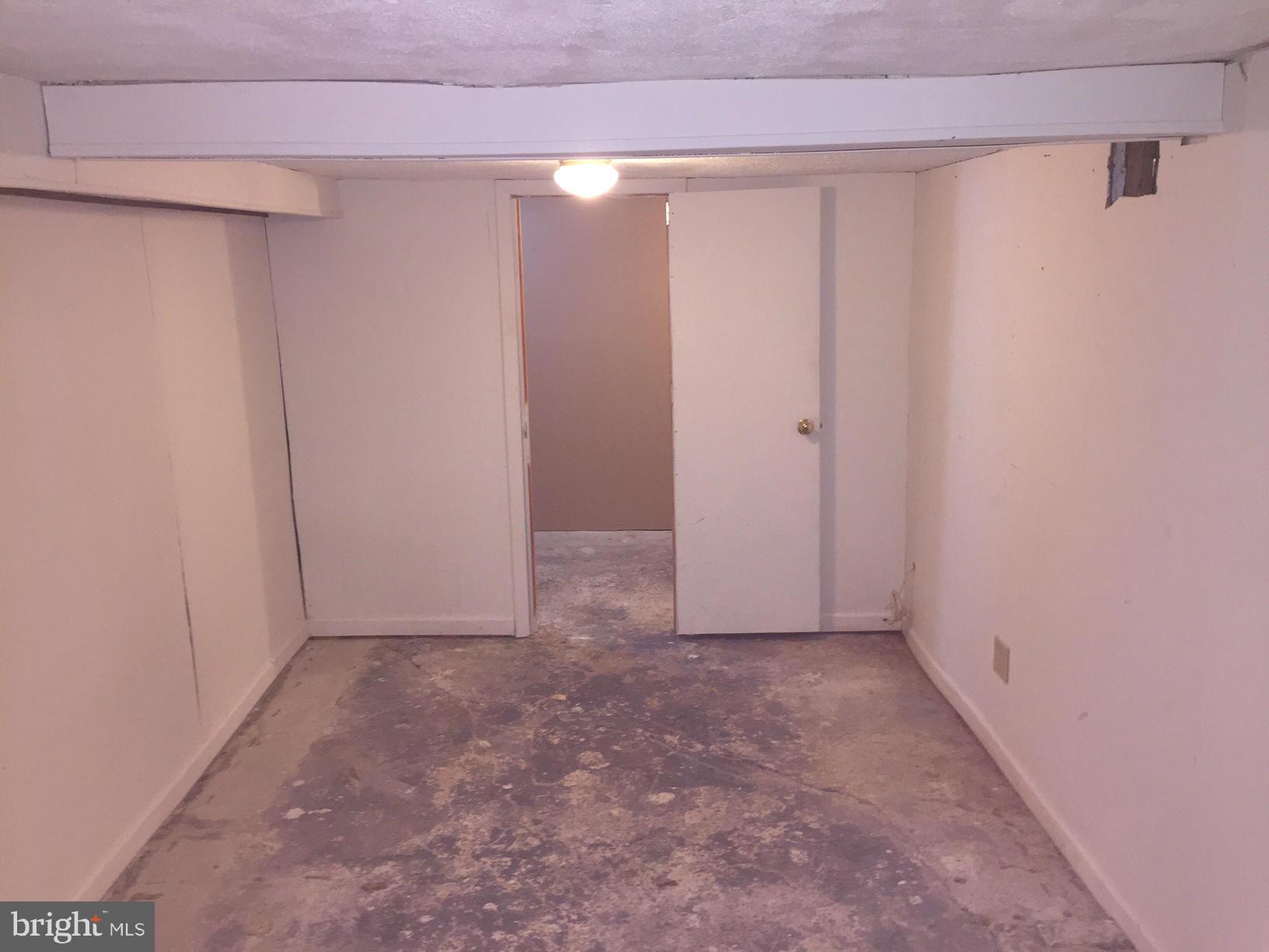 WEST LANHAM HILLS - Residential