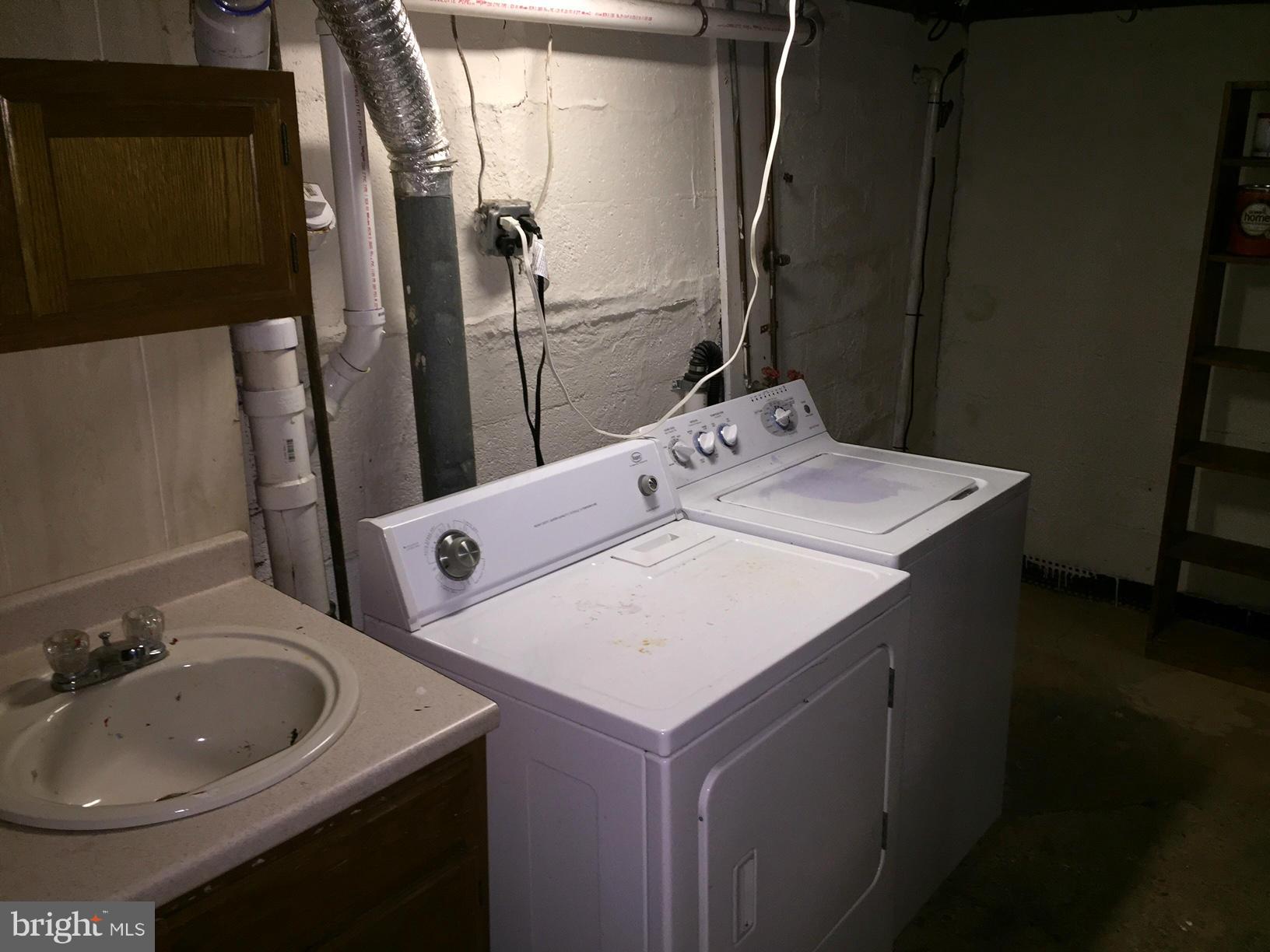 WEST LANHAM HILLS - Residential