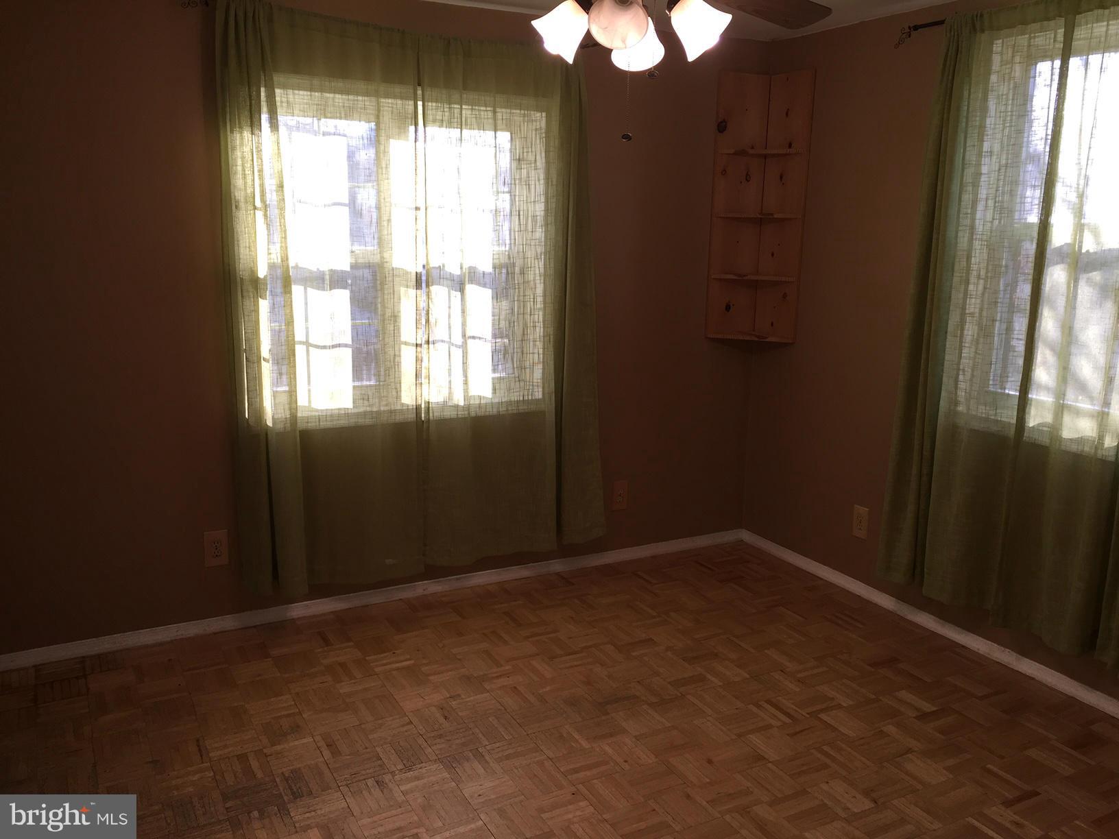 WEST LANHAM HILLS - Residential