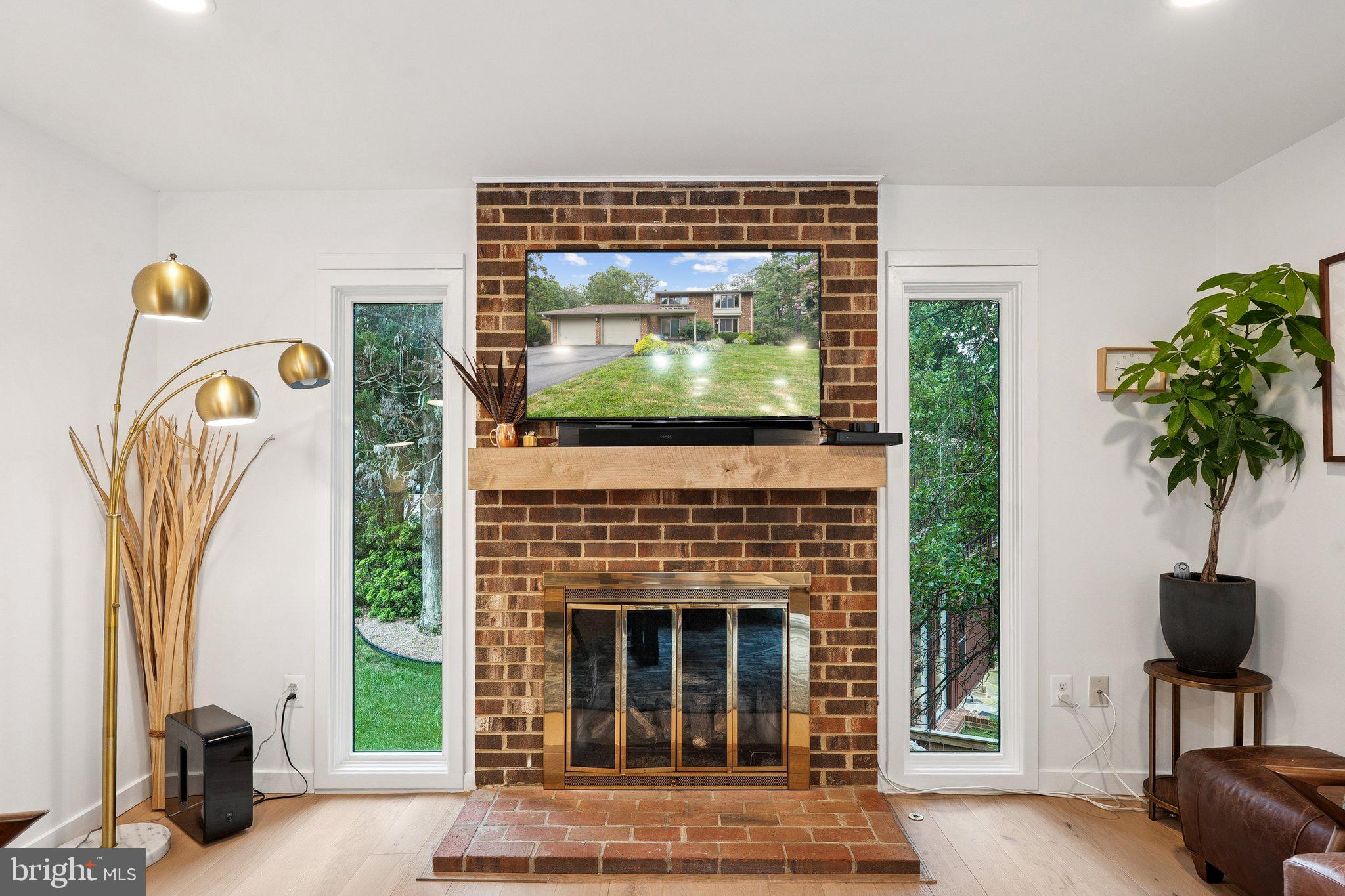 WOLF TRAP WOODS - Residential