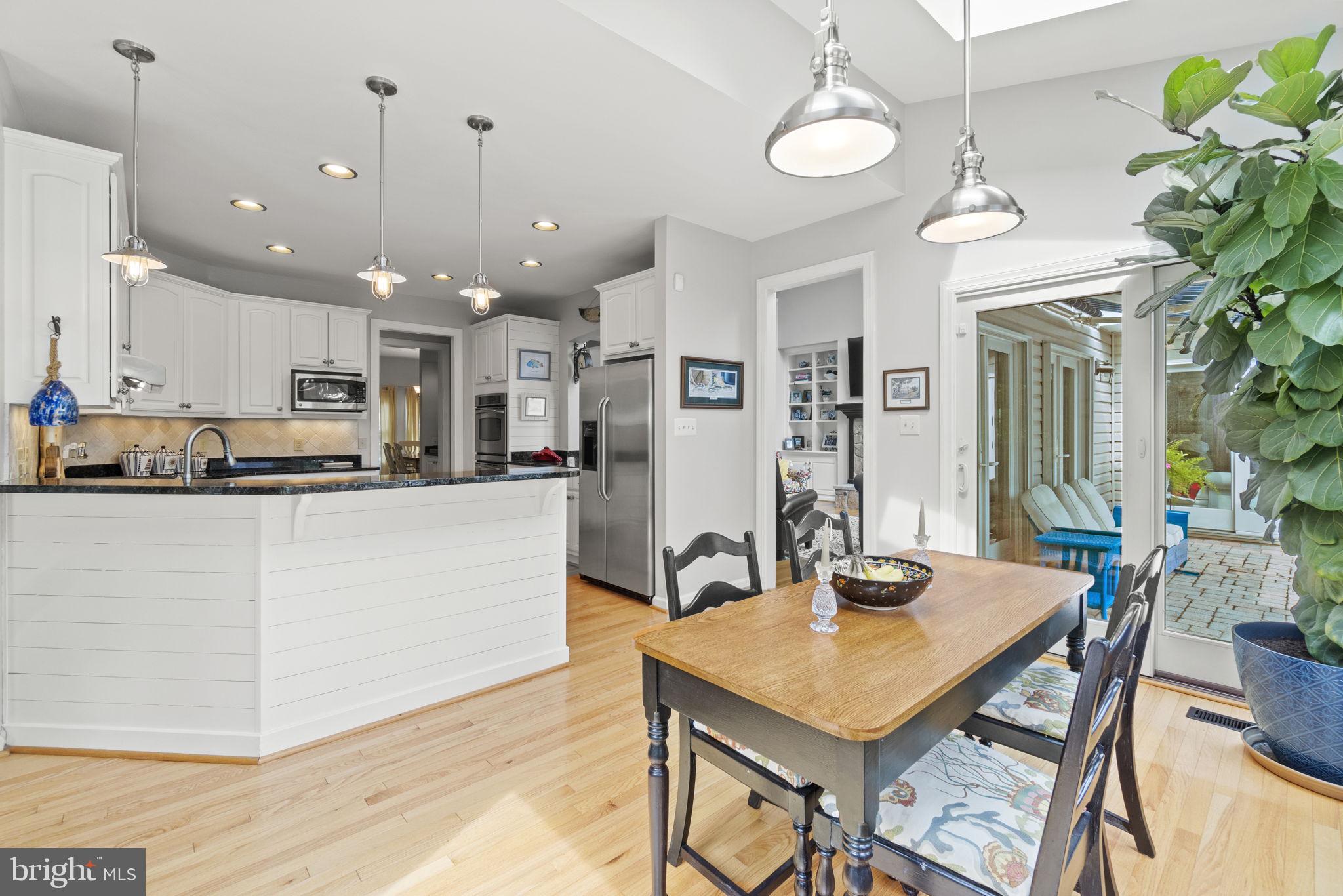 THOMPSON RIDGE - Residential