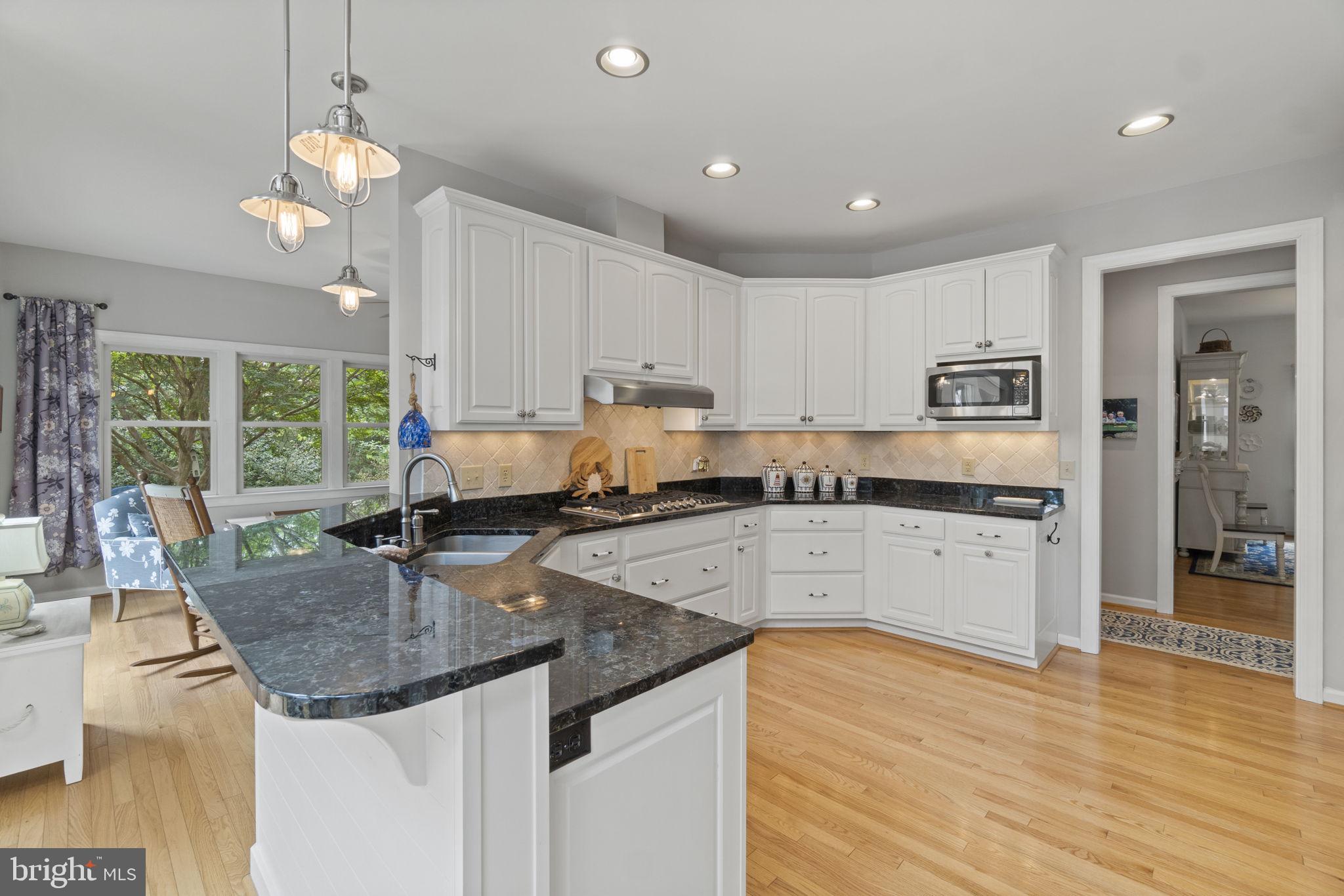 THOMPSON RIDGE - Residential