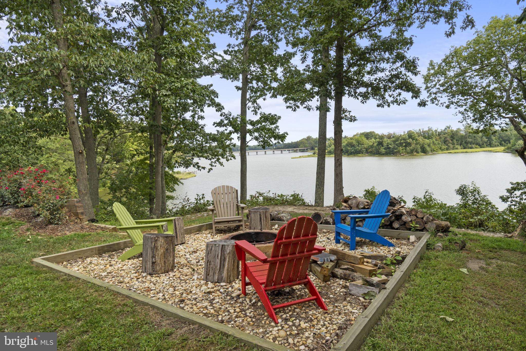 THOMPSON RIDGE - Residential