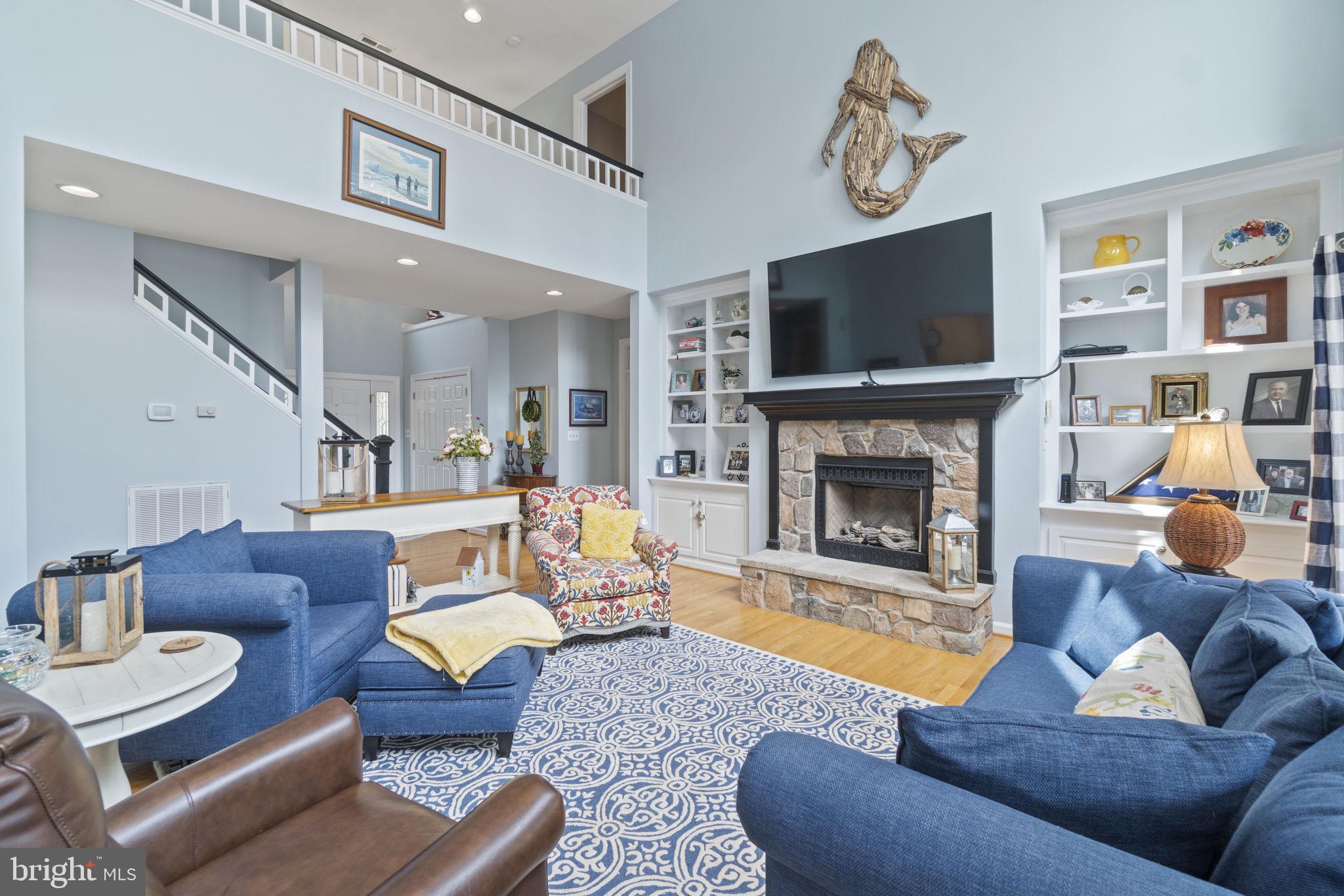 THOMPSON RIDGE - Residential