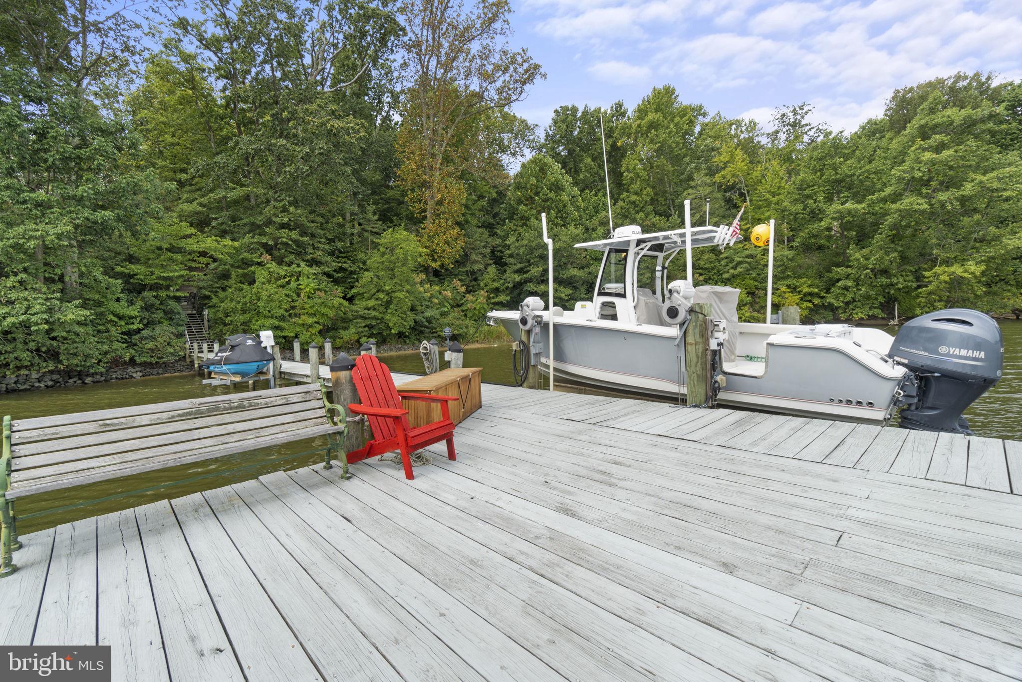 THOMPSON RIDGE - Residential