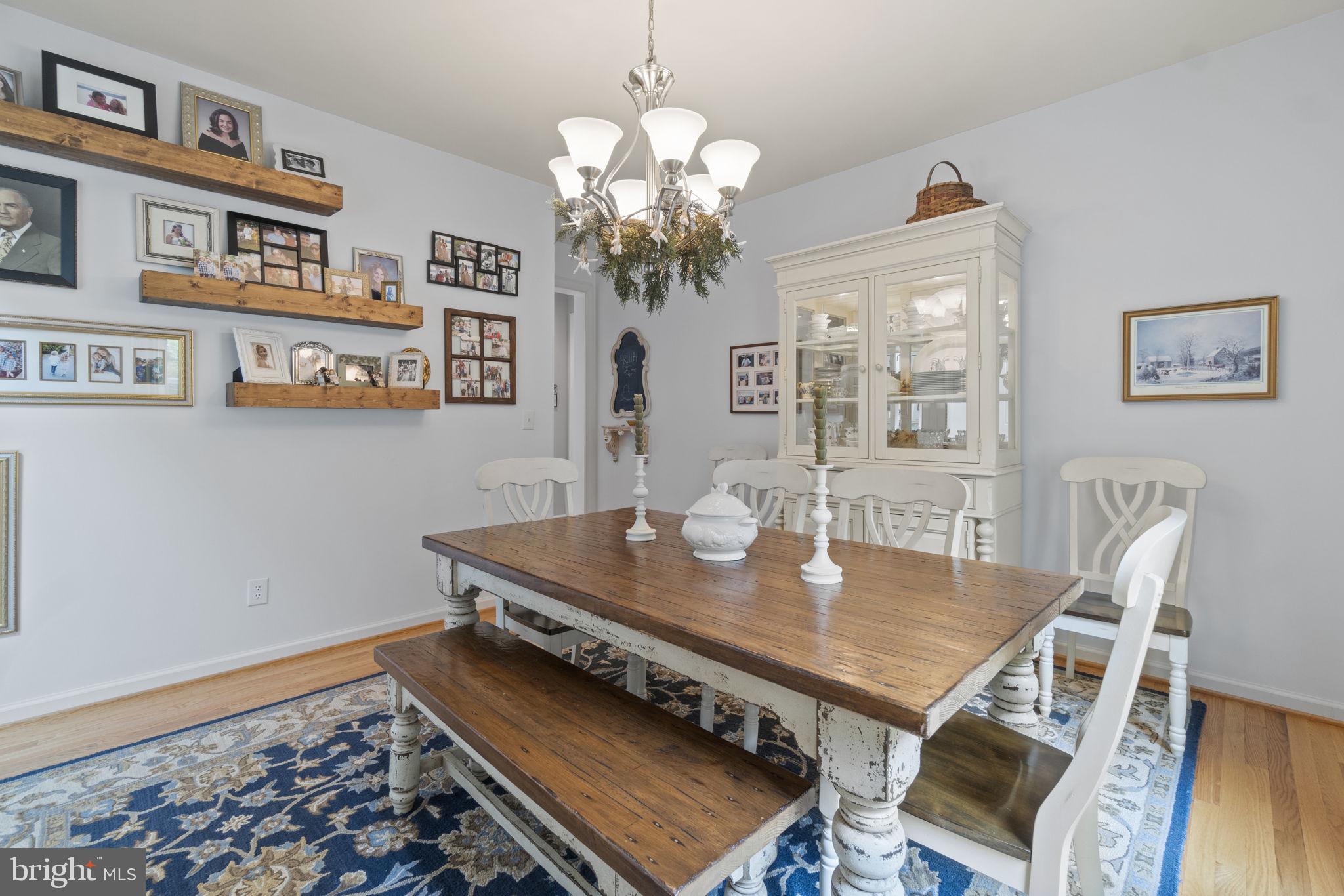 THOMPSON RIDGE - Residential